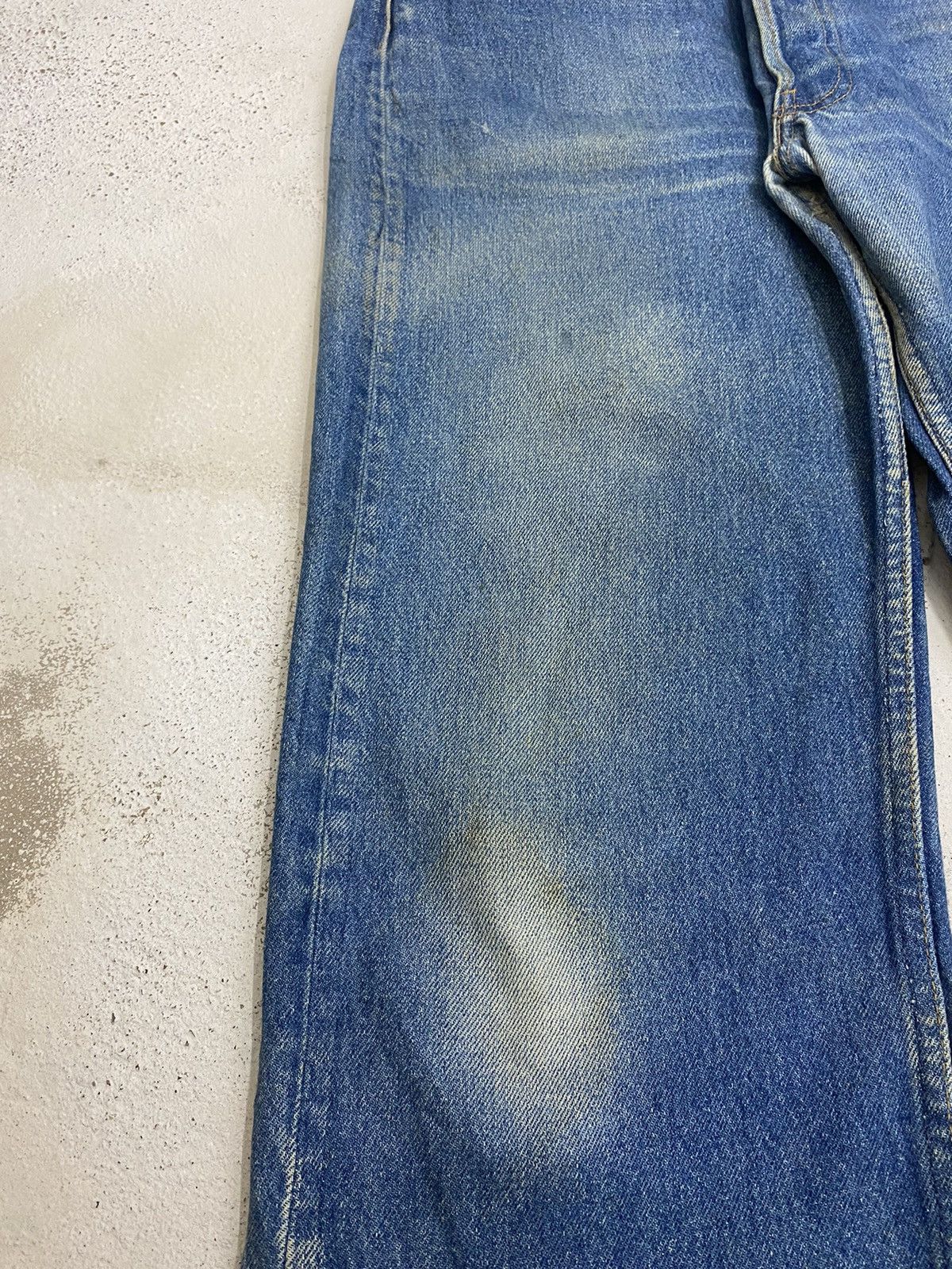 Levi's Vintage 90s Levis 501 XX Button Fly 552 Distressed Blue Jean Size US 34 / EU 50 - 10 Thumbnail
