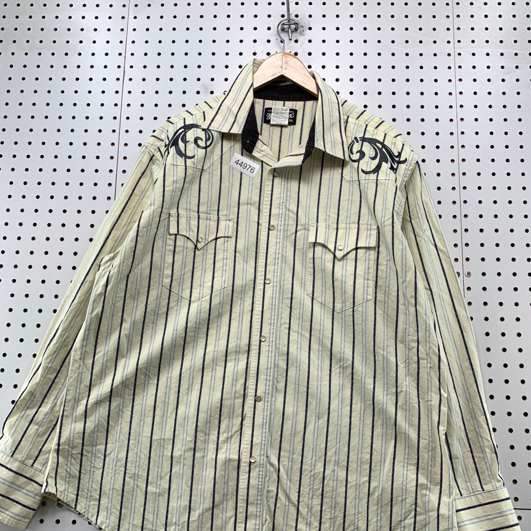 Wrangler VINTAGE Wrangler Snap Shirt Mens XL Beige Striped Western Cowboy Long Sleeve Size US XL / EU 56 / 4 - 2 Thumbnail