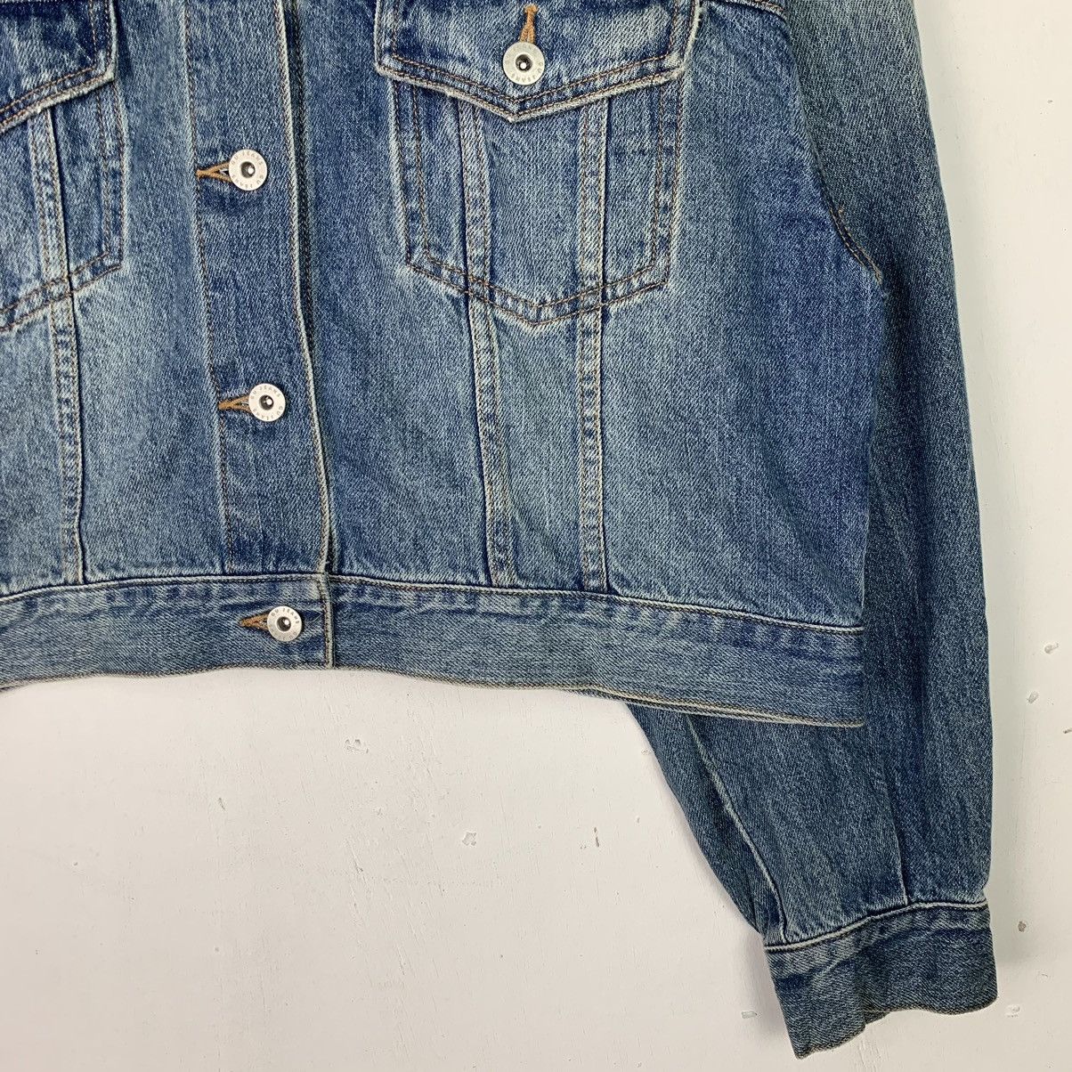 Uniqlo × Vintage Vintage Uniqlo Button Up Denim Jacket Size US XL / EU 56 / 4 - 4 Thumbnail