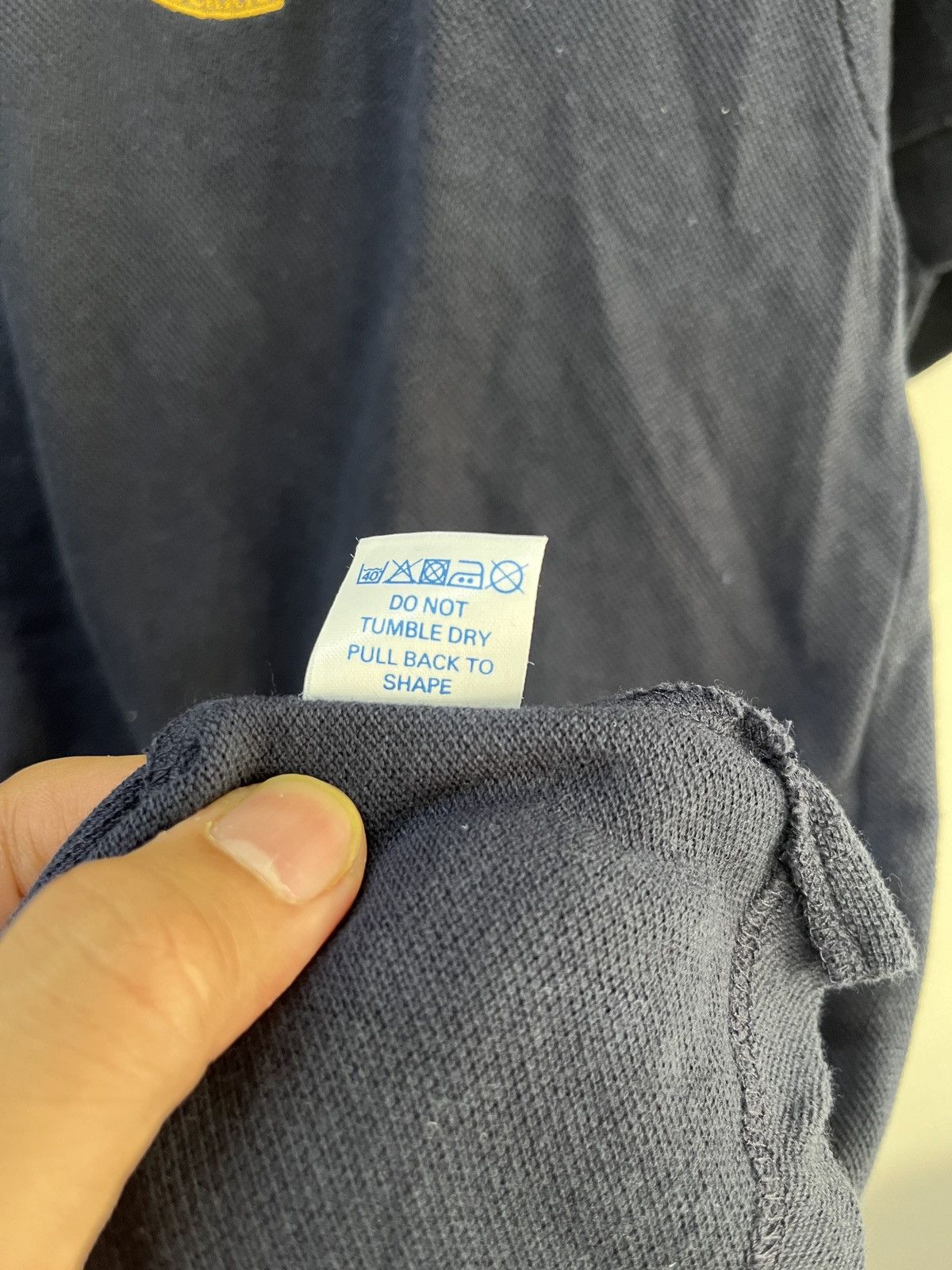 Burberry × Vintage Vintage Burberry Crest Logo Polo Size US M / EU 48-50 / 2 - 6 Thumbnail