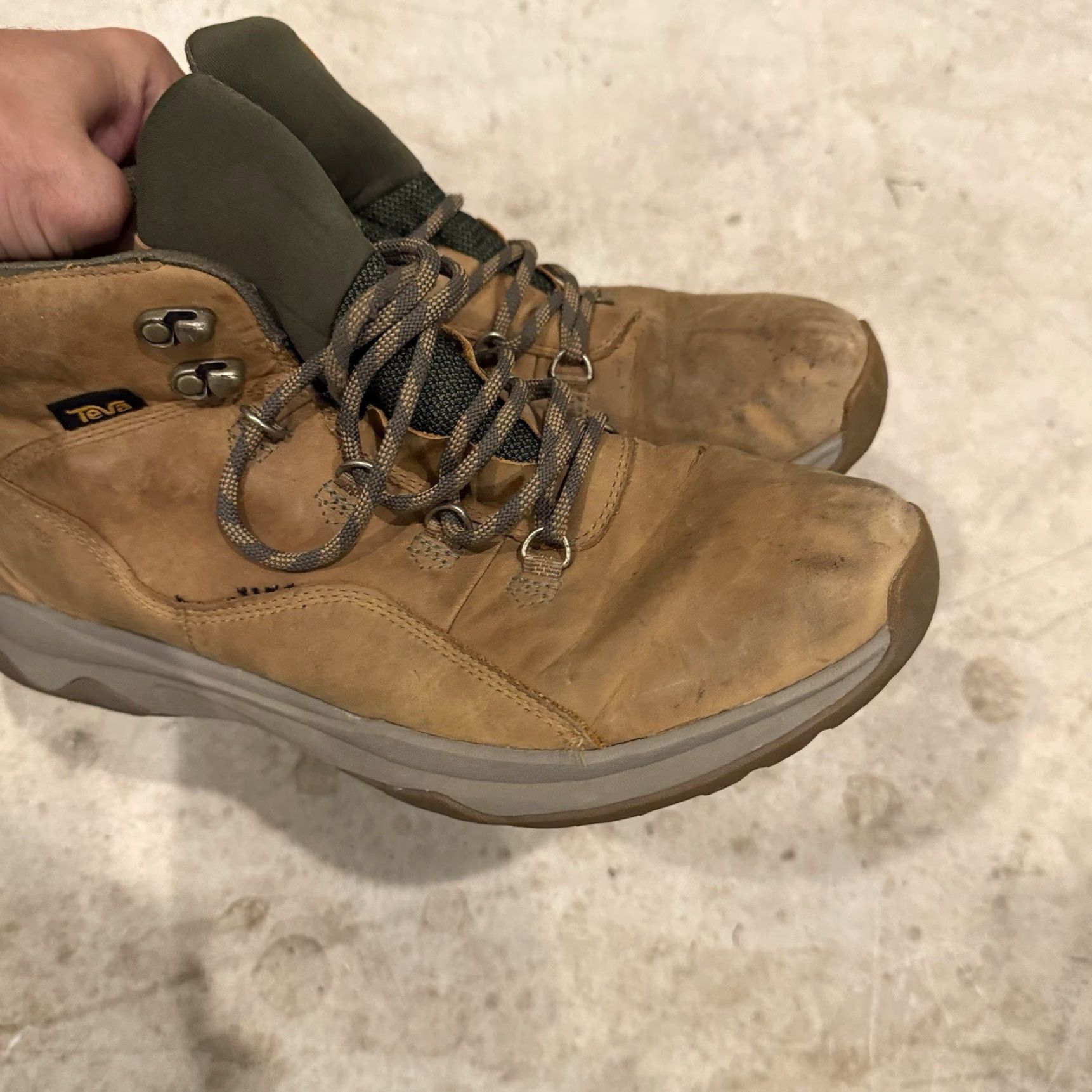 Teva TEVA Arrowood Utility Mid WP Size 11 Sand Leather TRAIL BOOTS Hiking 1017168 Men Waterproof Leather Mid Ankle Boots Size US 10 / EU 43 - 3 Thumbnail
