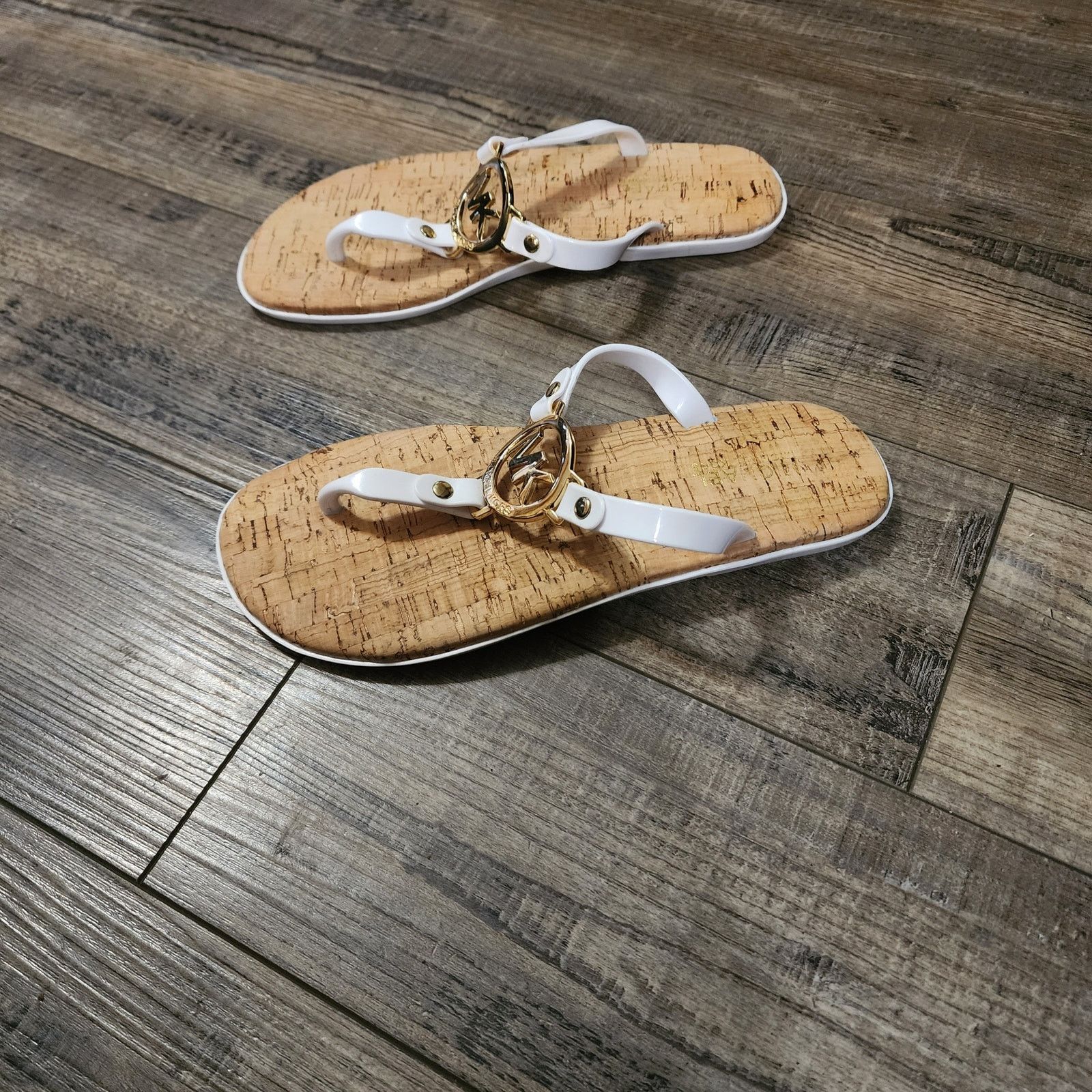 Michael Kors Michael Kors Womens white cork soles sandals size 6M BX42 Size US 6 / IT 36 - 4 Thumbnail