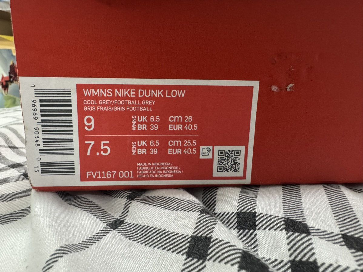 Nike Nike grey dunks with suede leather Size US 7.5 / EU 40-41 - 1 Thumbnail