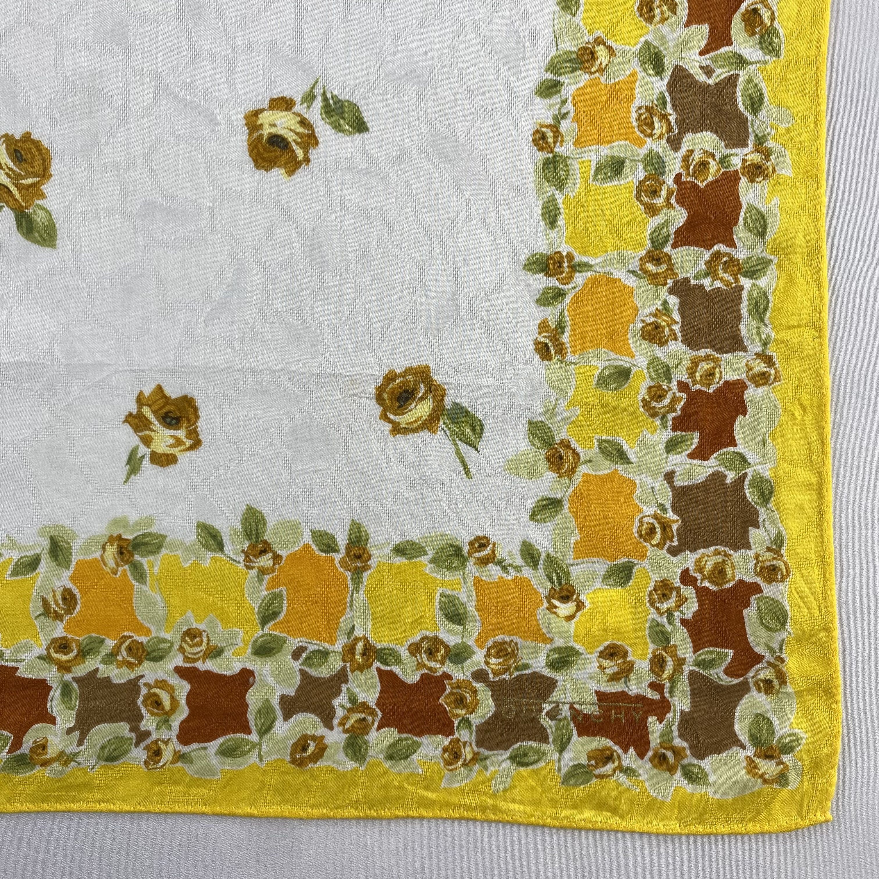 Vintage Givenchy Bandana/ Handkerchief / Neckerchief-P898 Size ONE SIZE - 3 Thumbnail