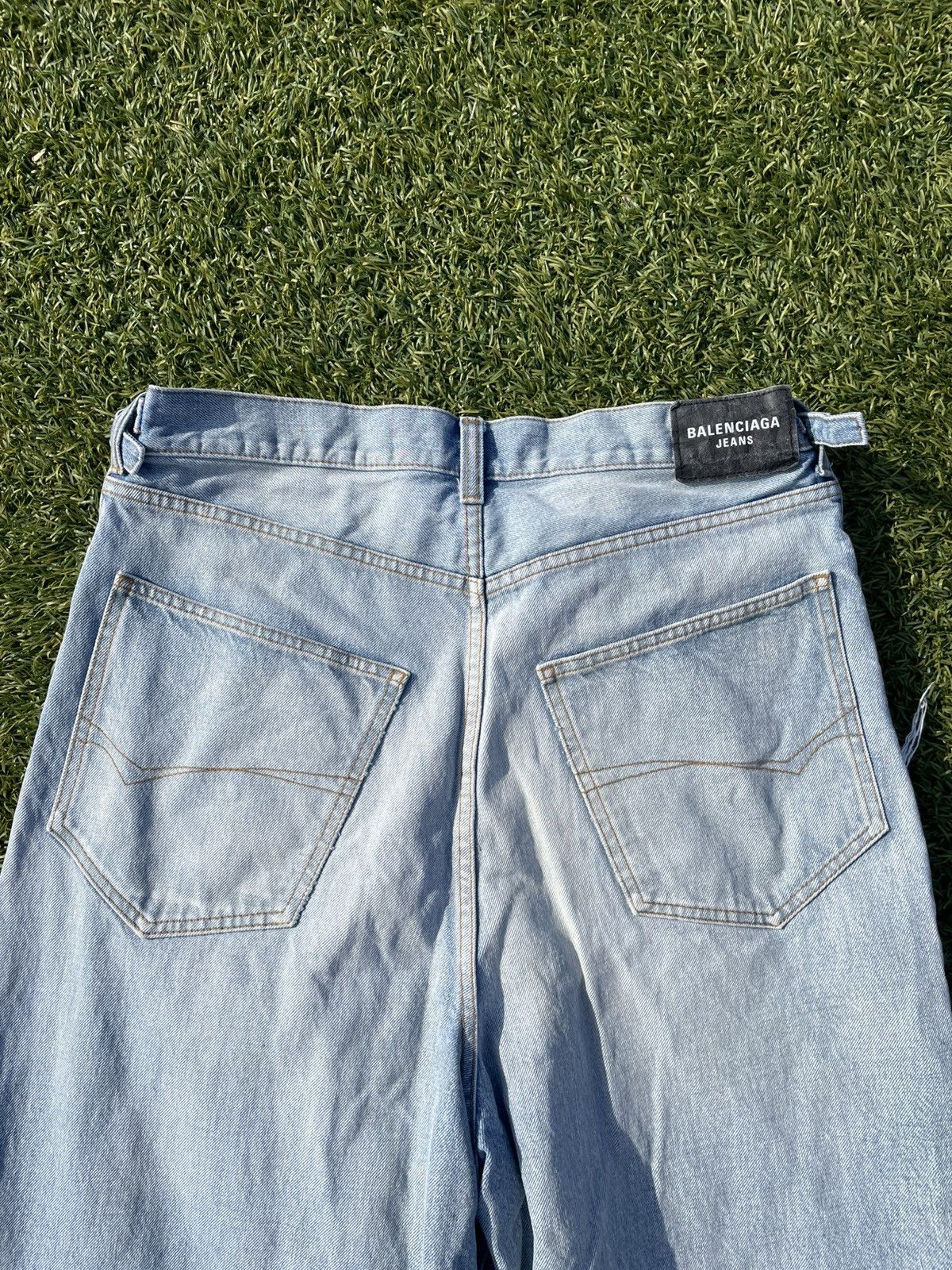 Balenciaga SS22 Balenciaga Skater Distressed Bleached Denim Size US 33 - 5 Thumbnail