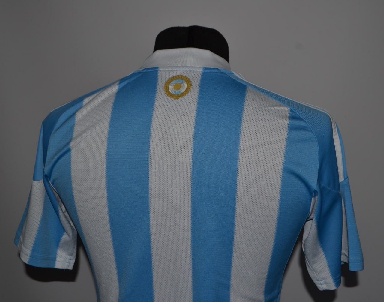 Adidas ADIDAS ARGENTINA 2009 HOME FOOTBALL SHIRT SOCCER JERSEY Size Size US S / EU 44-46 / 1 - 6 Thumbnail
