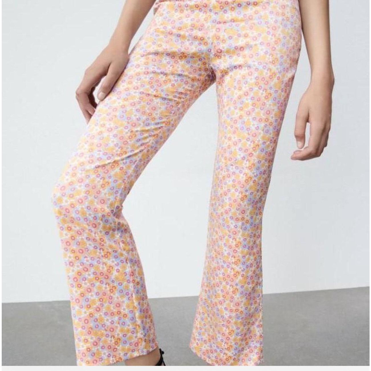 Zara Zara Flower Print Mod Pants, 60's Inspired, Size L, NWOT Size 32" / US 10 / IT 46 - 1 Thumbnail