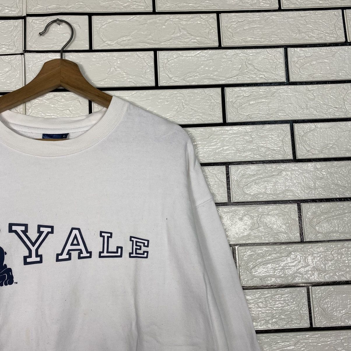 Japanese Brand 📌Vintage Yale University Sweatshirt Big Logo Size US L / EU 52-54 / 3 - 7 Thumbnail