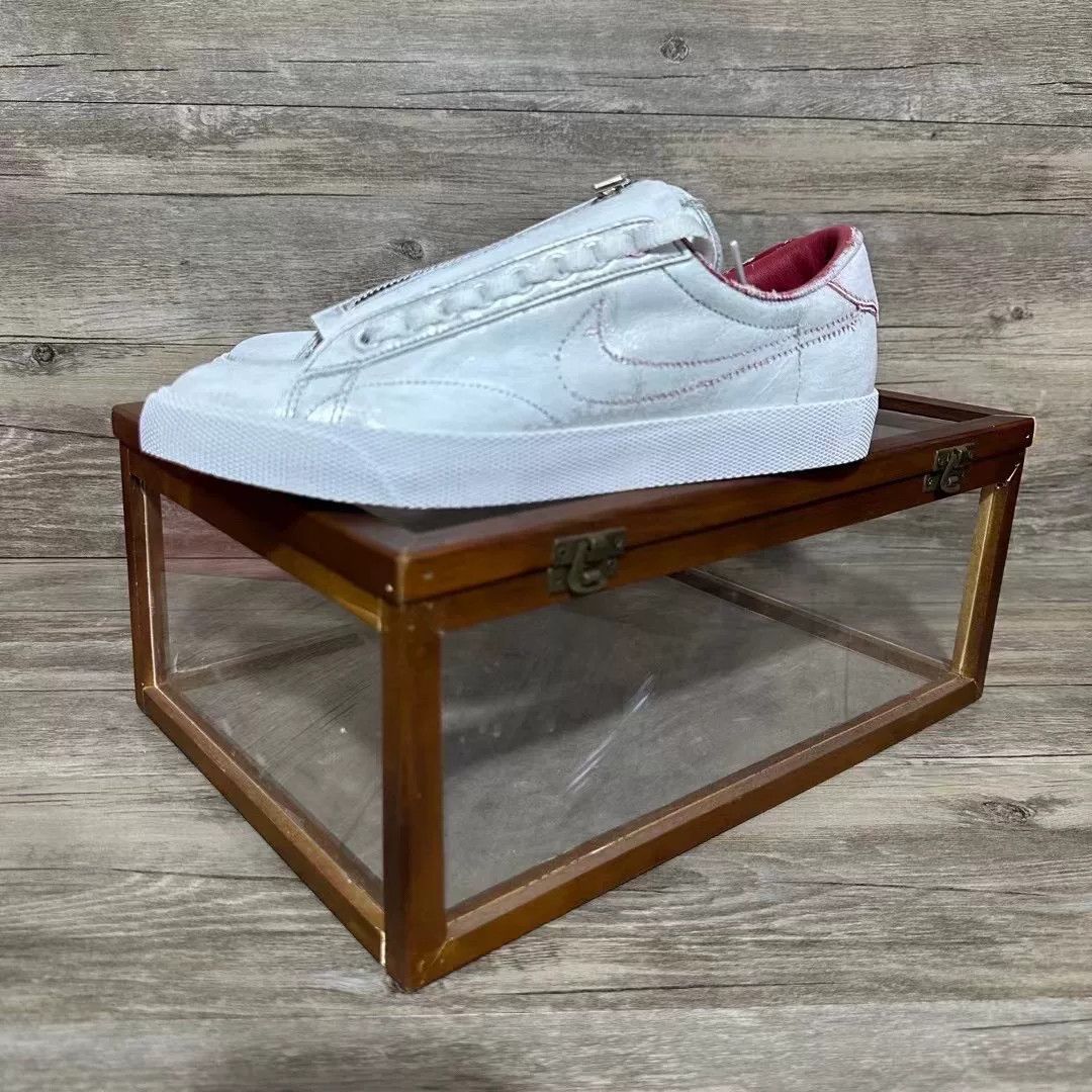 Nike Nike Tennis Silver Lowtop Sneakers 41 Men Size US 8.5 / EU 41-42 - 1 Thumbnail