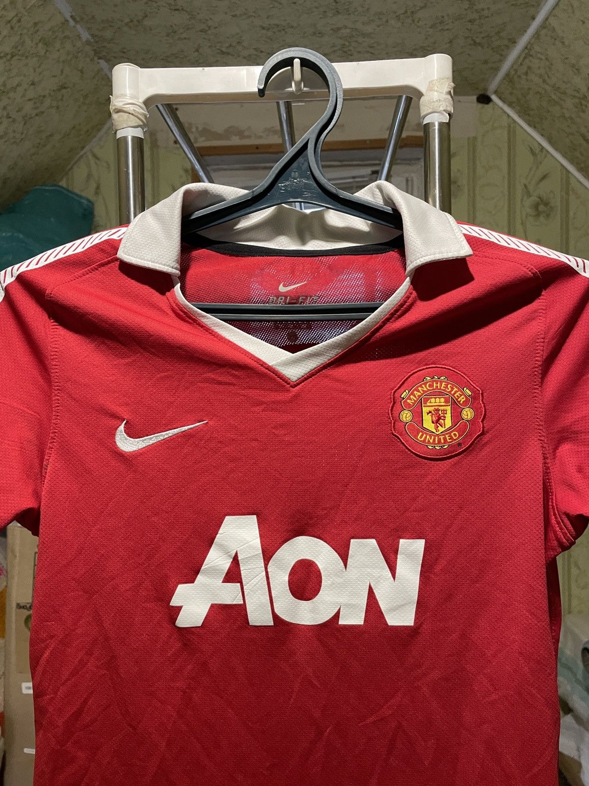 Nike Nike Manchester United Women’s 2010 Home Second Dad Jersey Size XS / US 0-2 / IT 36-38 - 2 Thumbnail