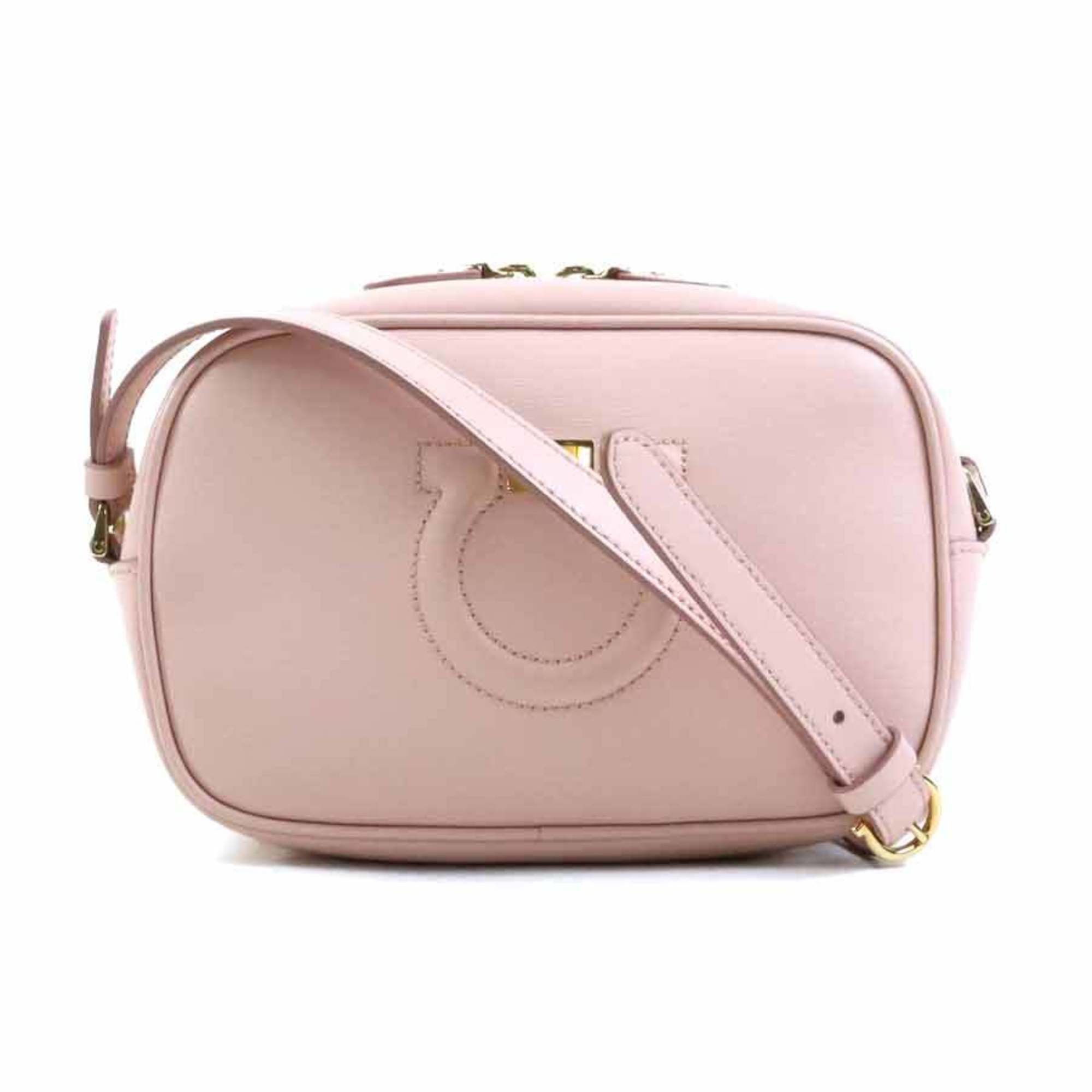 Salvatore Ferragamo Salvatore Ferragamo Gancini Leather Shoulder Bag in Light Pink for Women (r10824n) Size ONE SIZE - 1 Thumbnail