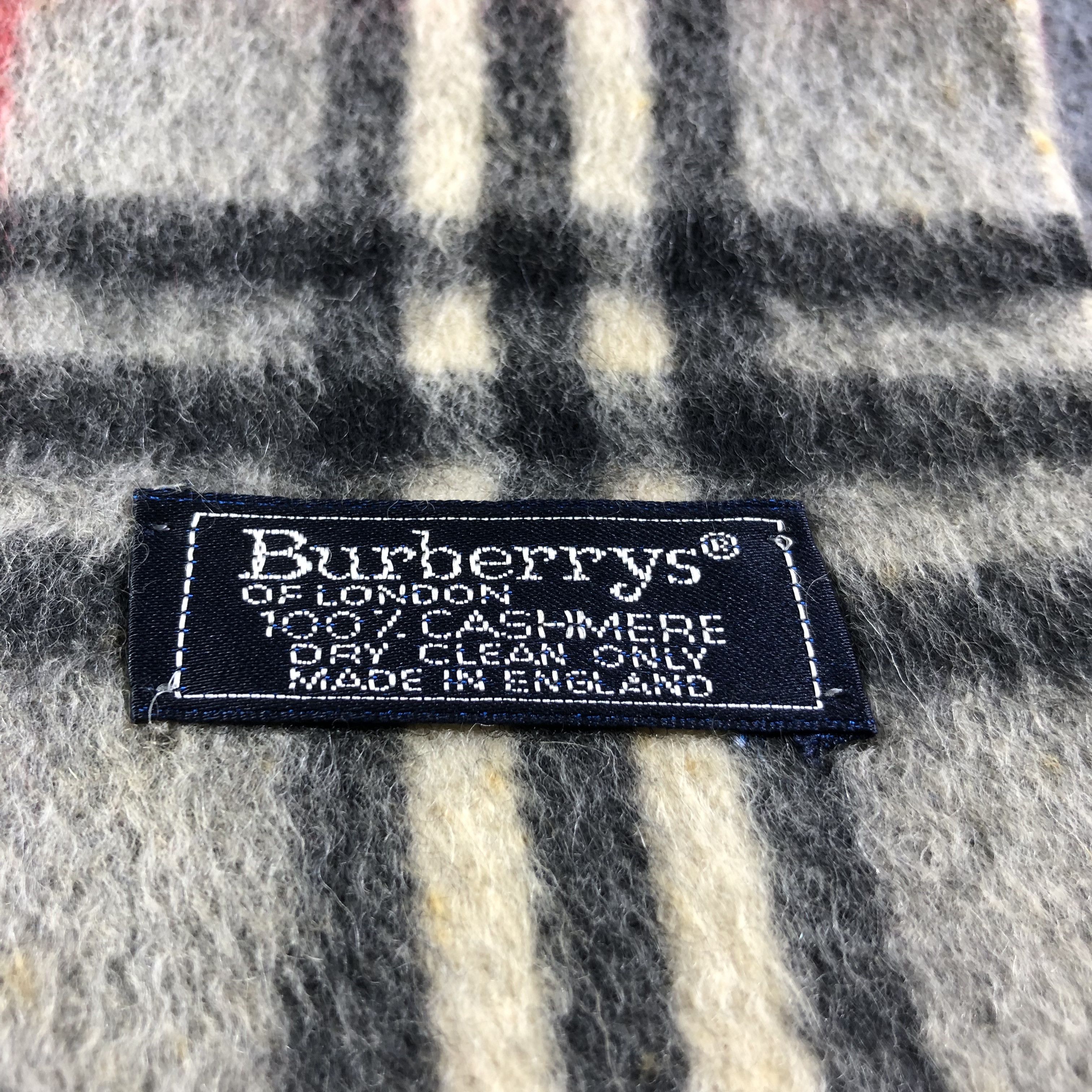 Burberry Burberrys Nova Check Grey Cashmere Scarf Muffler V1779 Size ONE SIZE - 16 Thumbnail