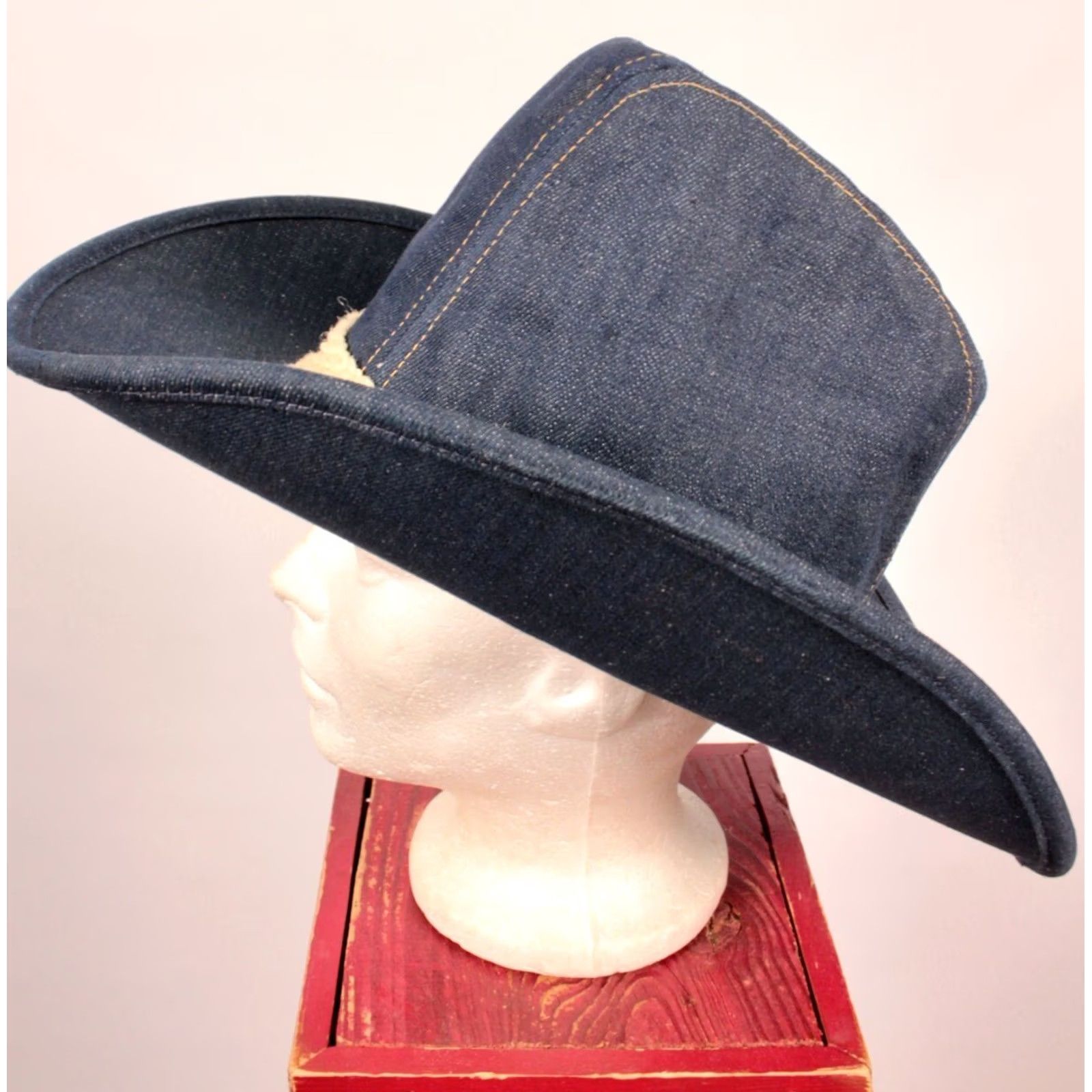 Vintage VTG 70s Hat Men Denim Cowboy Hat Horse Detail Sz M 1970s Blue Cowboy Mens Denim Hat Size ONE SIZE - 3 Thumbnail