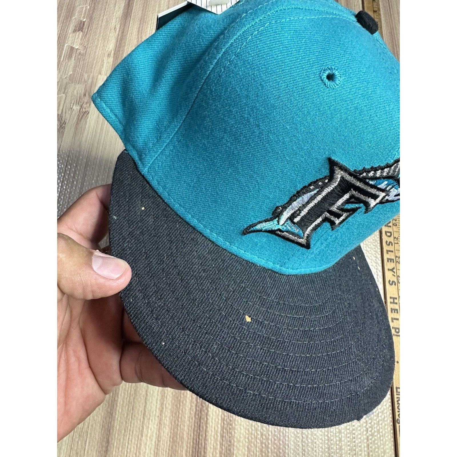 New Era Florida Marlins New Era 7 3/8 Authentic NWT Size ONE SIZE - 2 Thumbnail