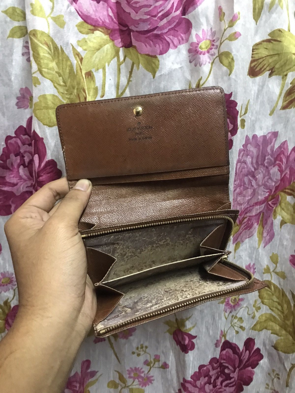 Louis Vuitton × Vintage Authentic Vintage Louis Vuitton Wallet Man Size ONE SIZE - 3 Thumbnail