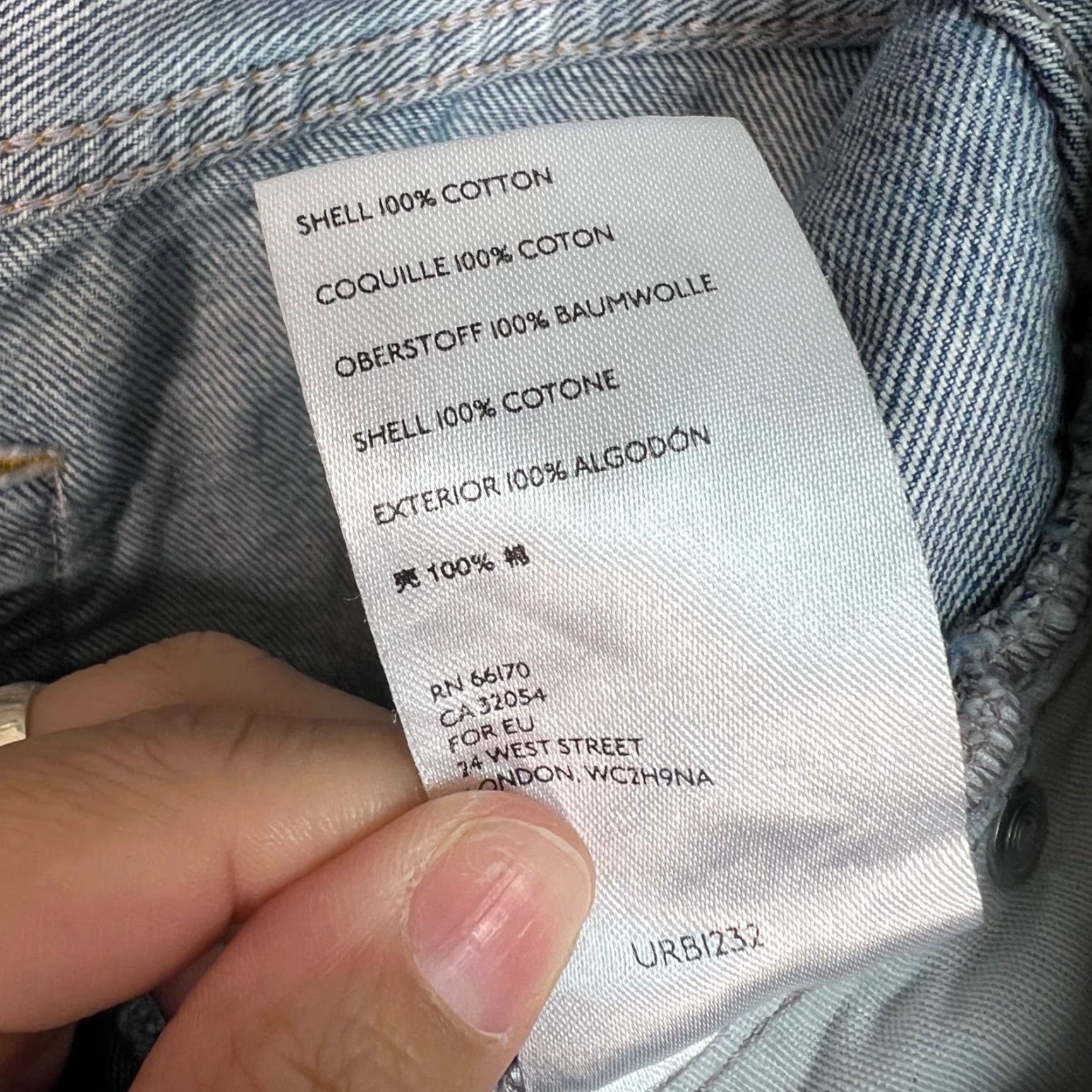 Bdg VINTAGE BDG Urban Outfitters Mom Jeans High-Waisted Light Wash Denim Womens Size 31 Size 24" / US 00 / IT 34 - 4 Thumbnail