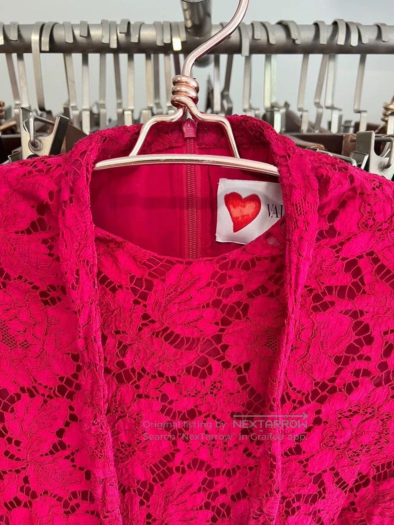 Valentino Valentino dress Size M / US 6-8 / IT 42-44 - 3 Thumbnail