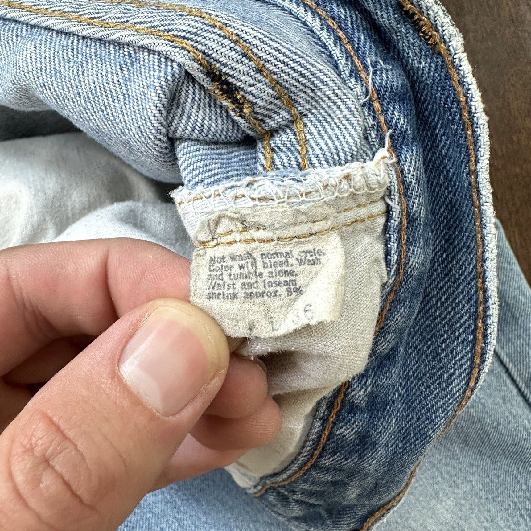 Levi's VINTAGE Levi's 501 XX Jeans 31x26 Blue Distressed 70s 80s USA Mens Size US 31 - 7 Thumbnail