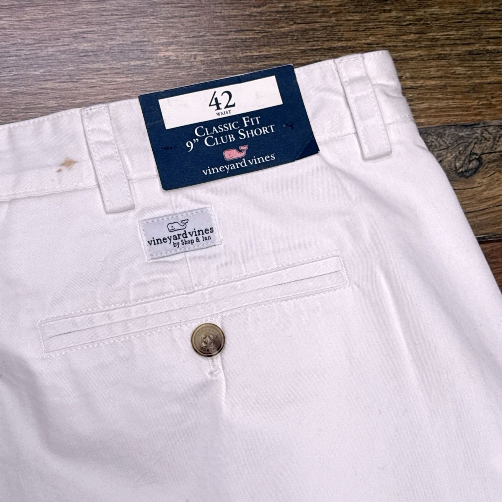 Vineyard Vines Vineyard Vines Club Shorts Mens 42 Chino Flat Front 9in Inseam Ivory Twill 100% Cotton Regular Belt Loops Logo Pockets New Size US 42 / EU 58 - 6 Thumbnail