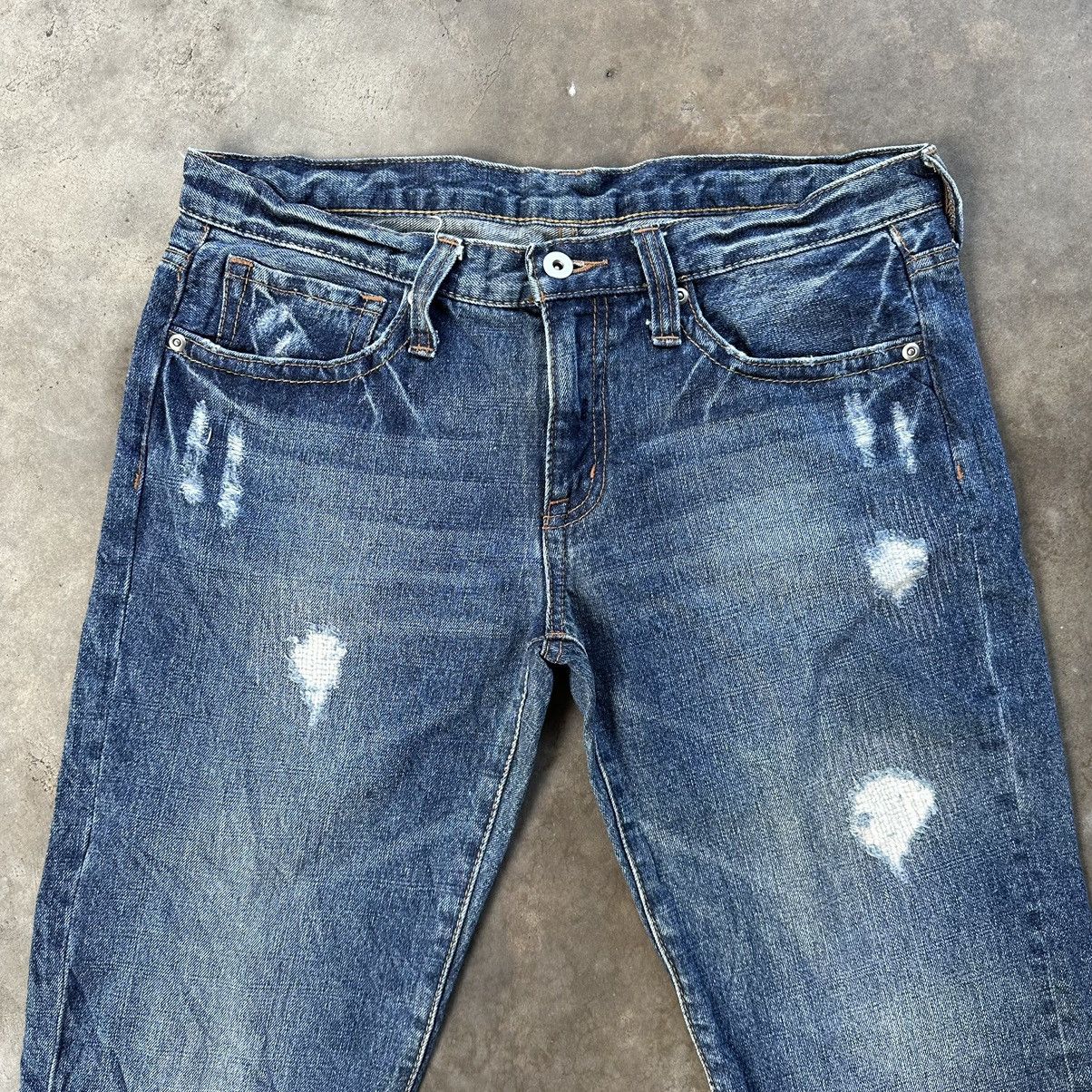 Japanese Brand Vintage Japanese Jean Faded Distressed Denim Pant W32 Size US 32 / EU 48 - 3 Thumbnail