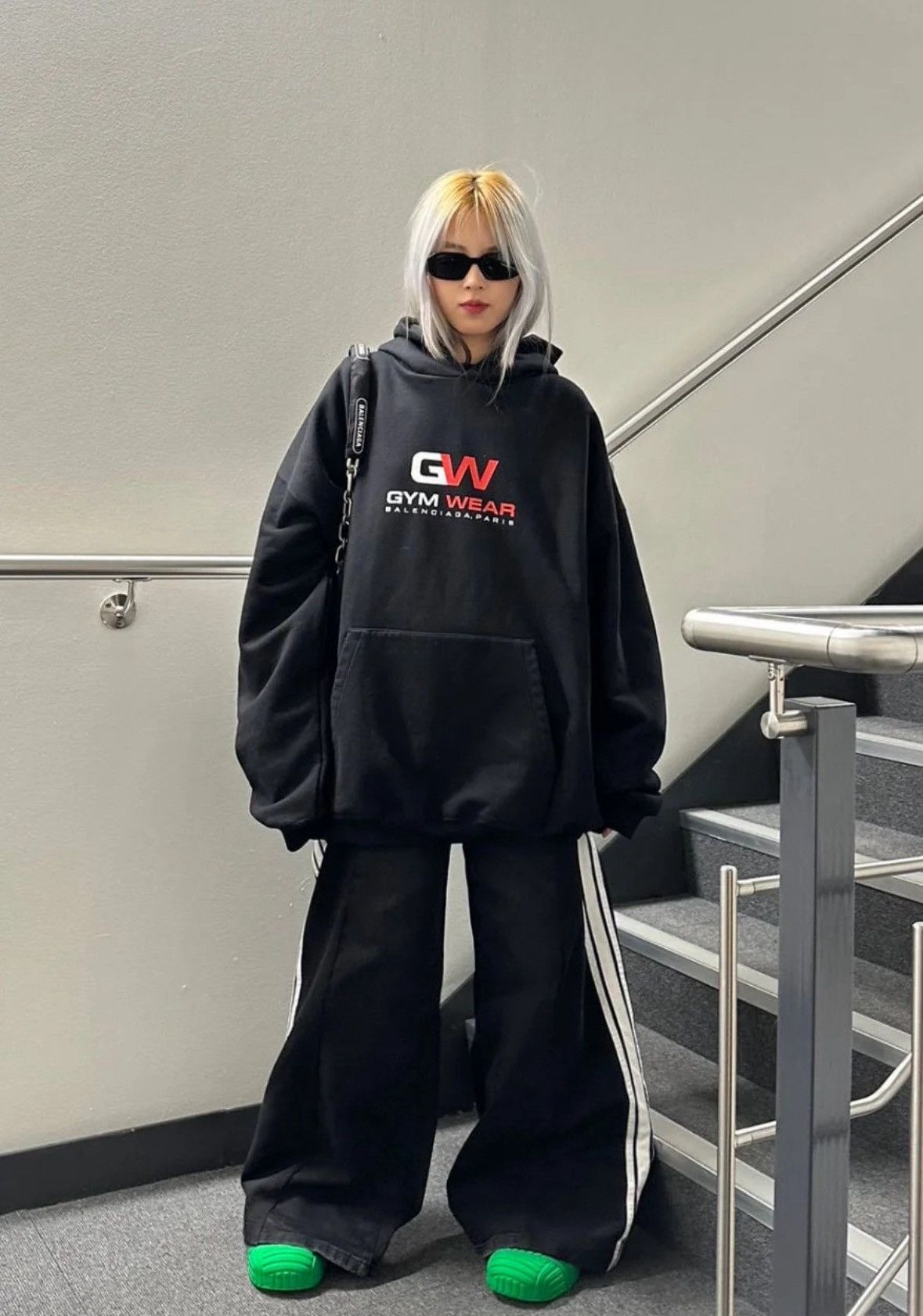 Balenciaga Balenciaga GymWear oversized Hoodie black XXS Size US XXS / EU 40 - 2 Thumbnail