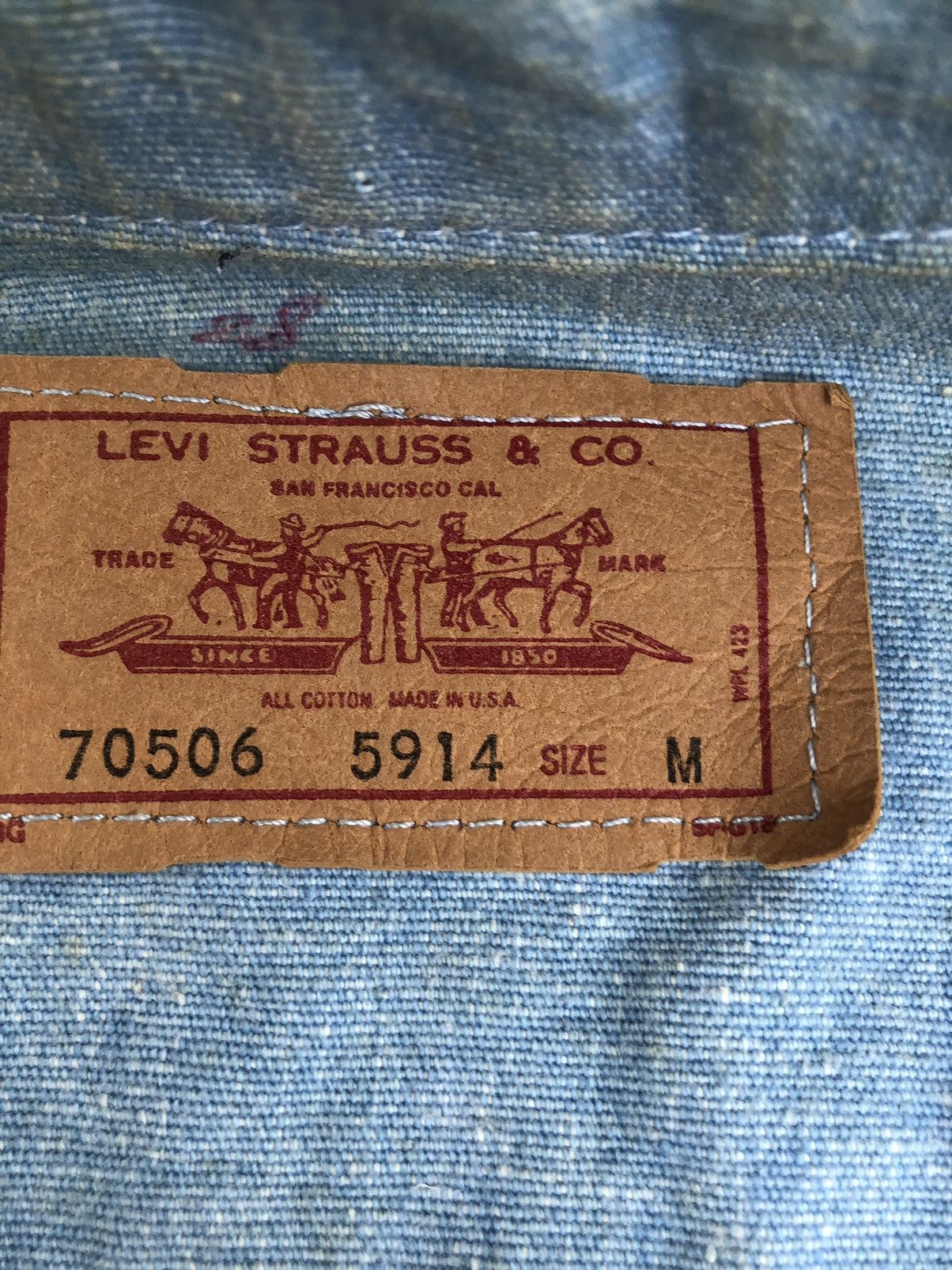 Levi's Vintage 80’s Levi’s Denim Jacket Distressed Size US M / EU 48-50 / 2 - 13 Thumbnail