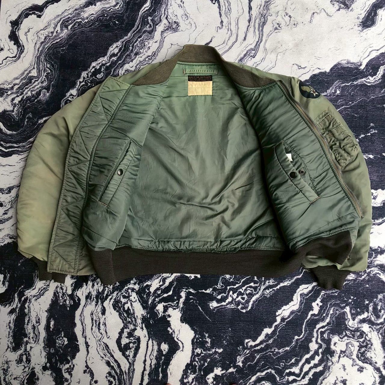Buzz Rickson's Buzz Rickson’s MA-1 B-15C U.S. Air Force Flight Jacket Size US M / EU 48-50 / 2 - 6 Thumbnail