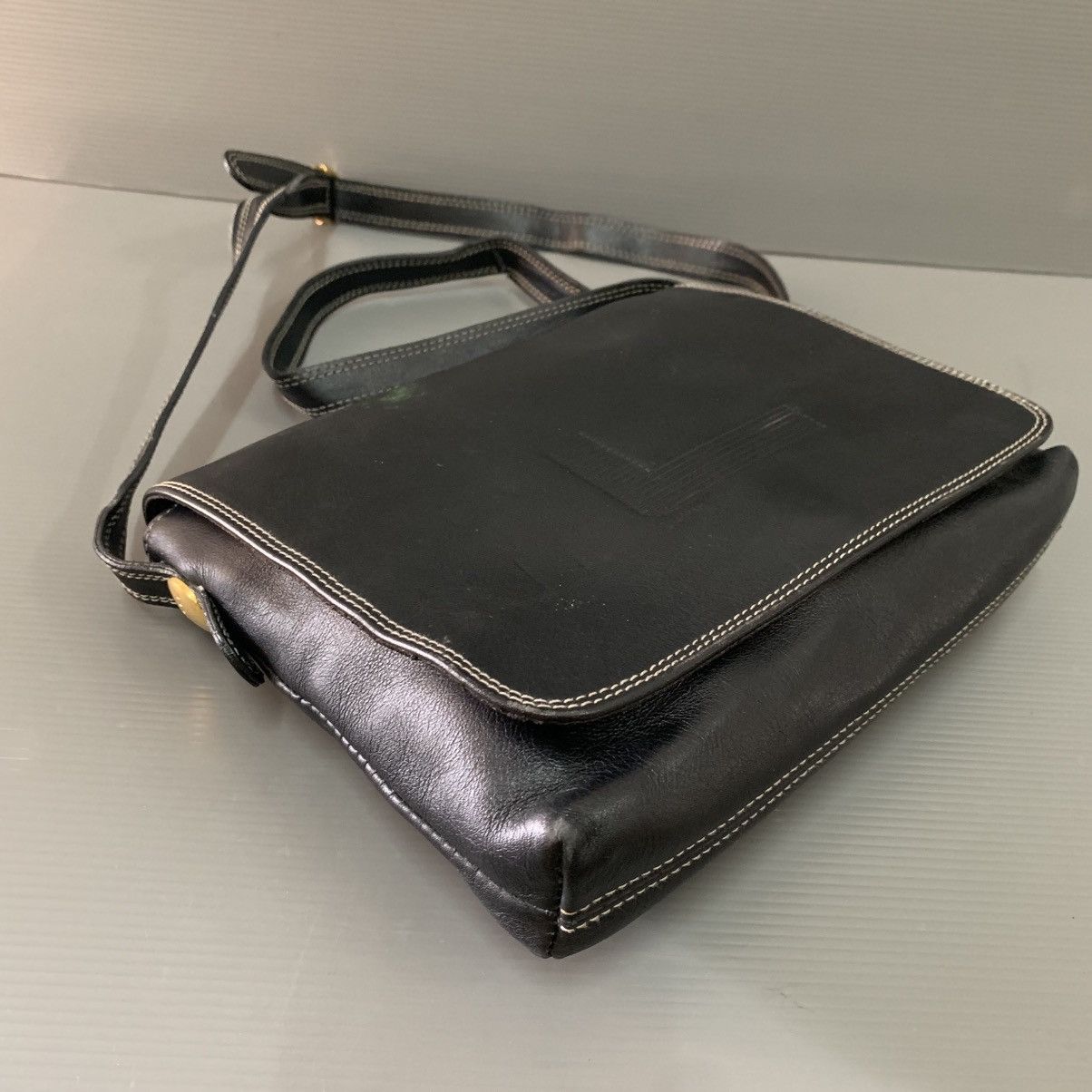 Lancel Lancel Paris Leather Slingbag Size ONE SIZE - 2 Thumbnail