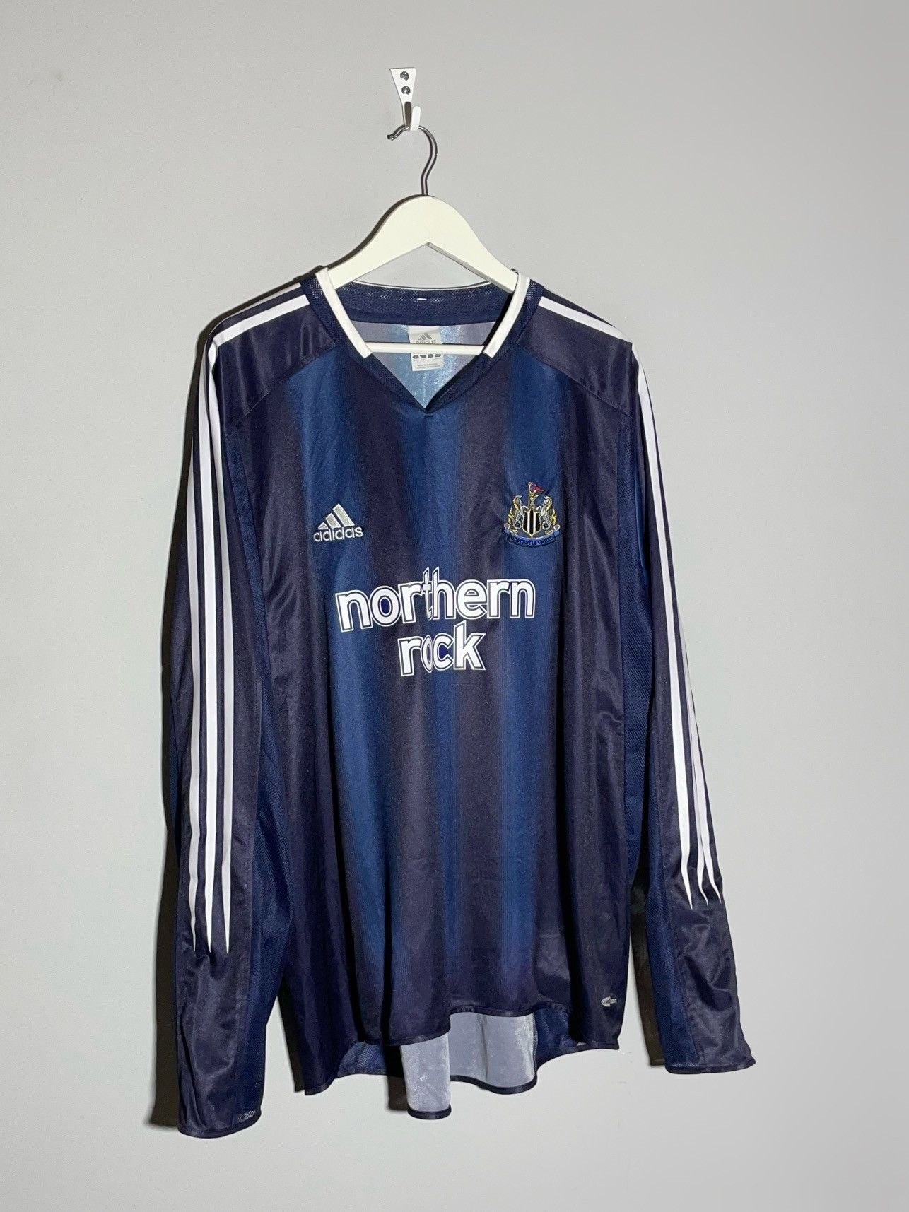 Adidas × Vintage Newcastle United 2004/05 Away Football Long Sleeve Size US XXL / EU 58 / 5 - 2 Thumbnail