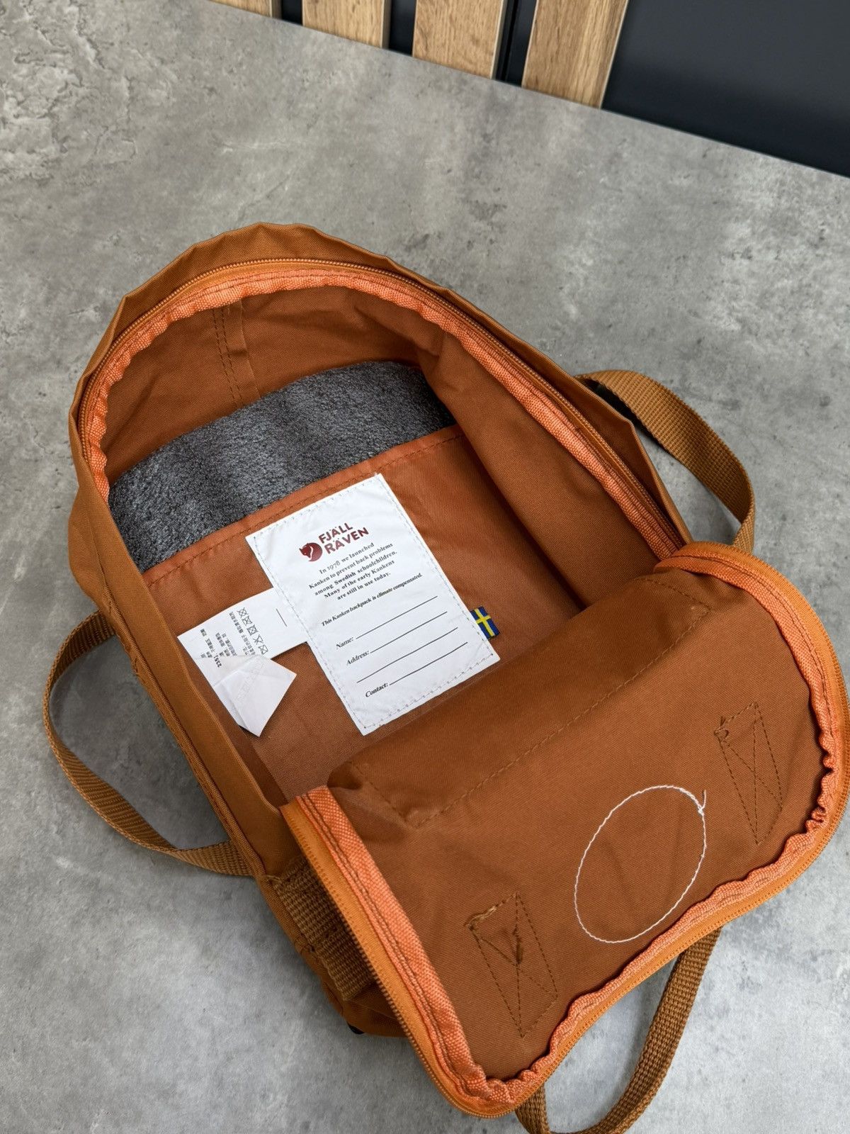 Fjallraven Fjallraben Kanken Mini Backpack Orange/Brown Unisex Size ONE SIZE - 9 Thumbnail