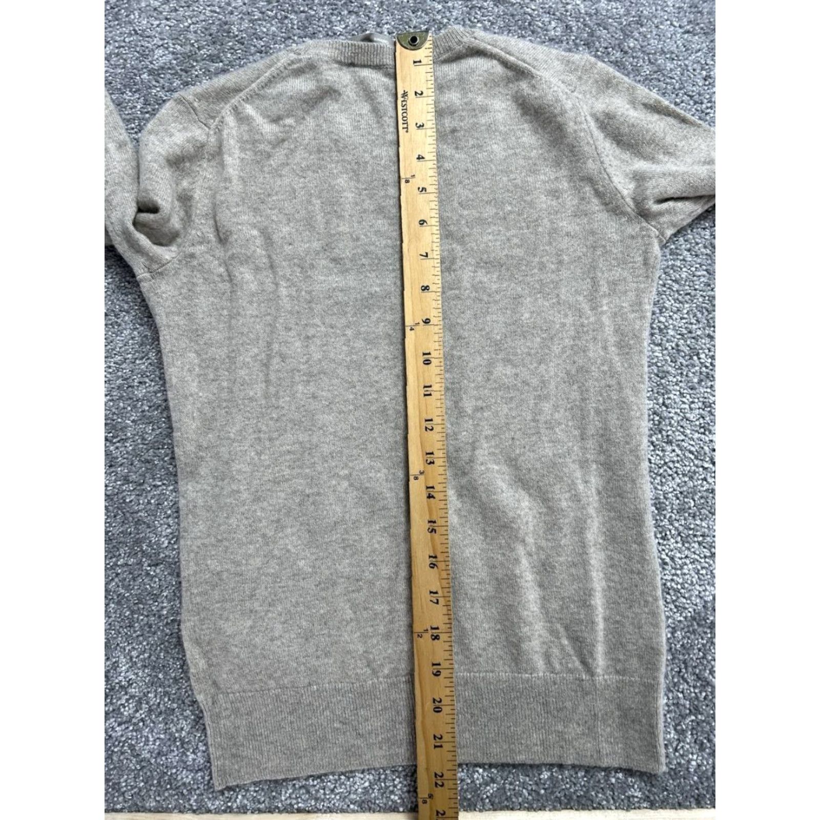 Everlane Everlane The Classic Sweater Womens XXS Beige Cashmere Knit Ribbed Hem Crew Neck Pullover Knit Shirt Mens? Size XXS / US 00 / IT 34 - 5 Thumbnail