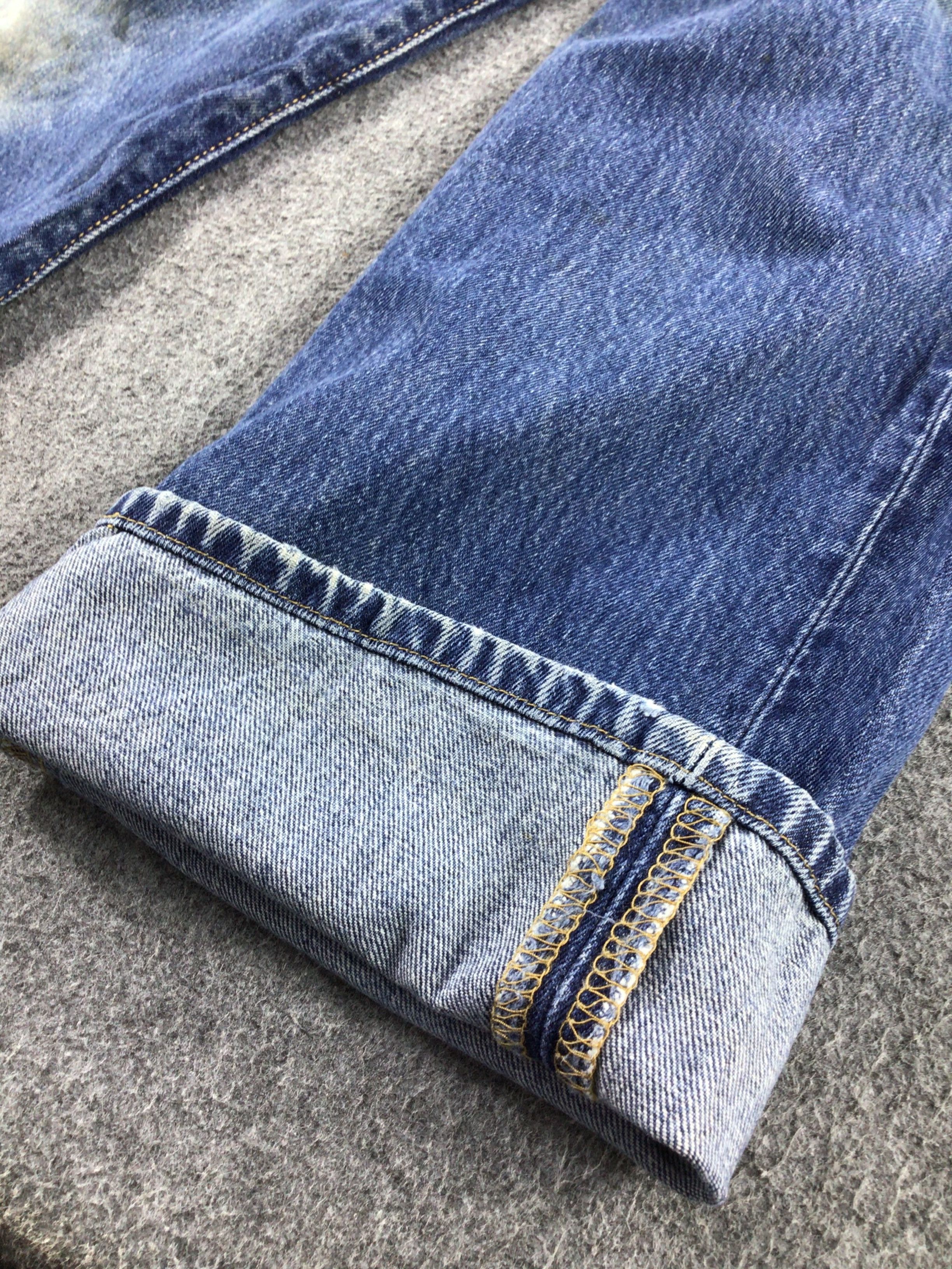 Levi's Vintage Levi's 501 Jeans Dark Wash Denim KJ177 Size US 33 - 7 Thumbnail