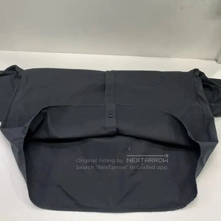 Balenciaga Balenciaga Black Button. Size US M / EU 48-50 / 2 - 4 Thumbnail