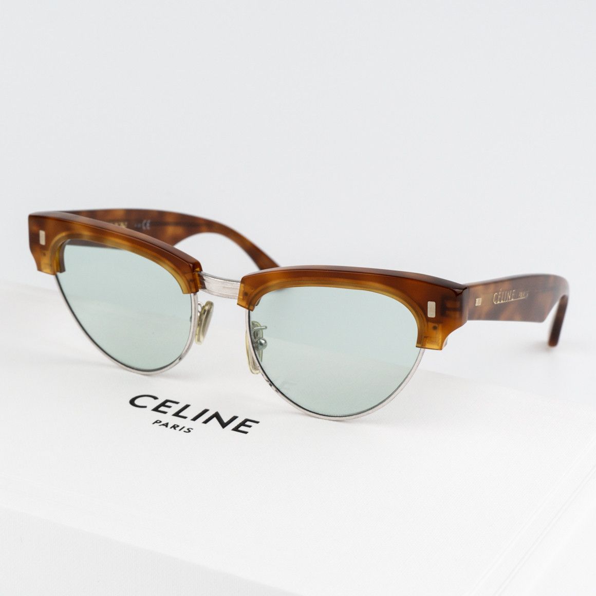 Celine NEW Celine CL40059U 18N Women Cat Eye Sunglasses Size ONE SIZE - 2 Thumbnail