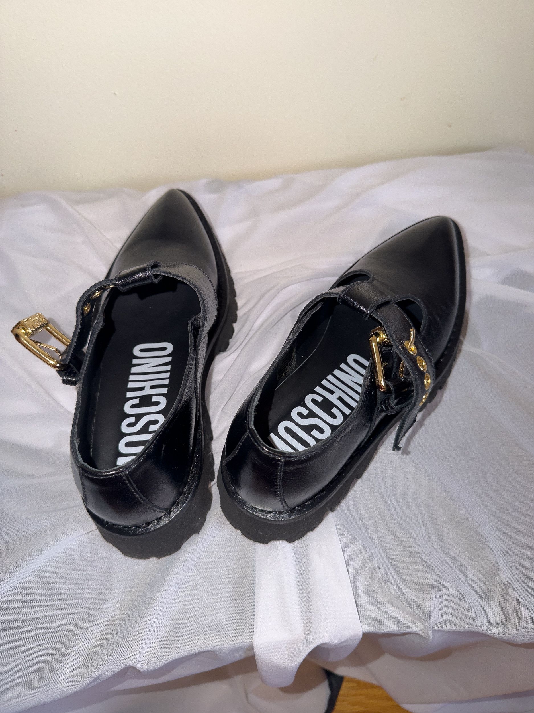 Moschino Pointed toe Leather Loafers Size US 5 / IT 35 - 3 Thumbnail