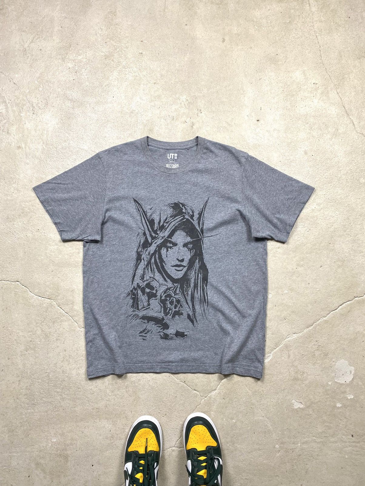 Band Tees Vintage Uniqlo Blizzard T Shirt Y2K Movie Game Tee Size US L / EU 52-54 / 3 - 1 Thumbnail