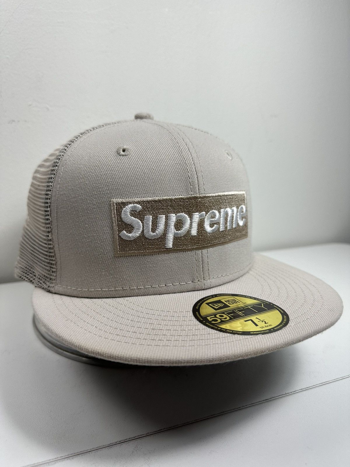 Supreme Supreme Box Logo Mesh Back New Era Hat Size ONE SIZE - 3 Thumbnail
