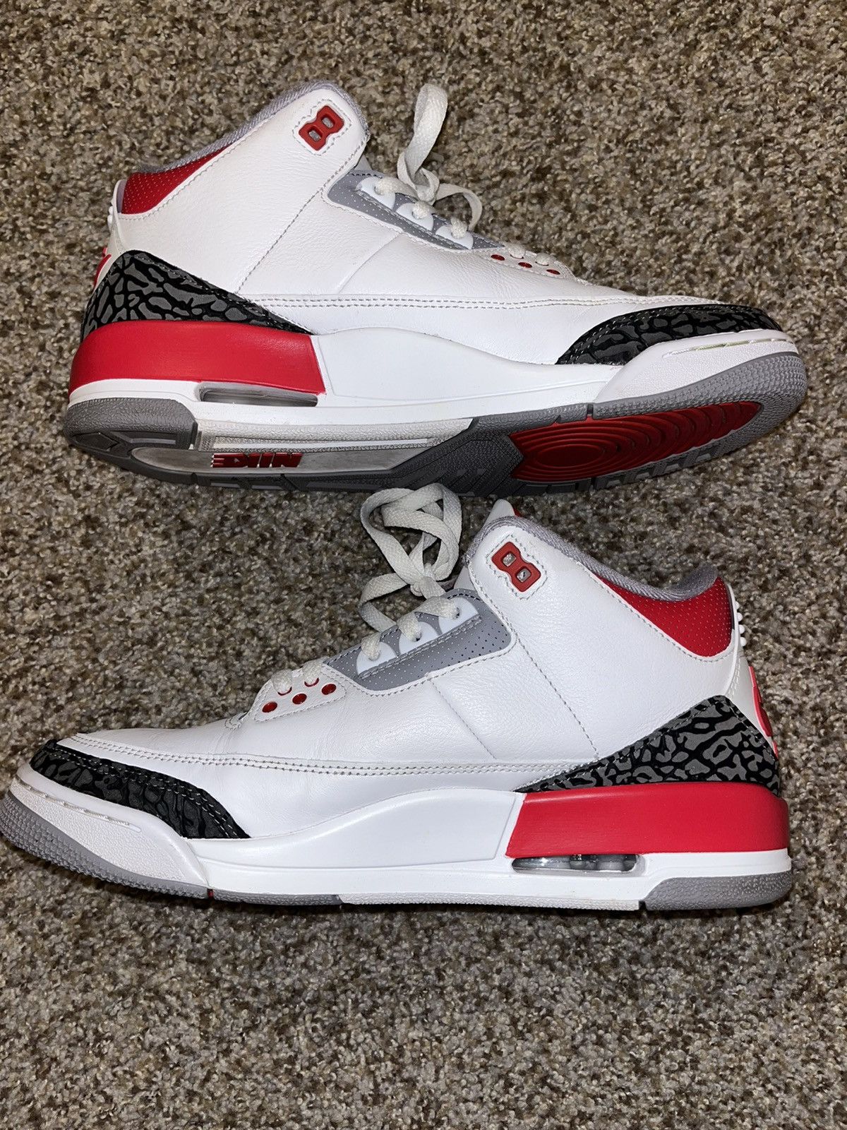 Jordan Brand Air Jordan 3 Retro Fire-Red Size US 10.5 / EU 43-44 - 2 Thumbnail