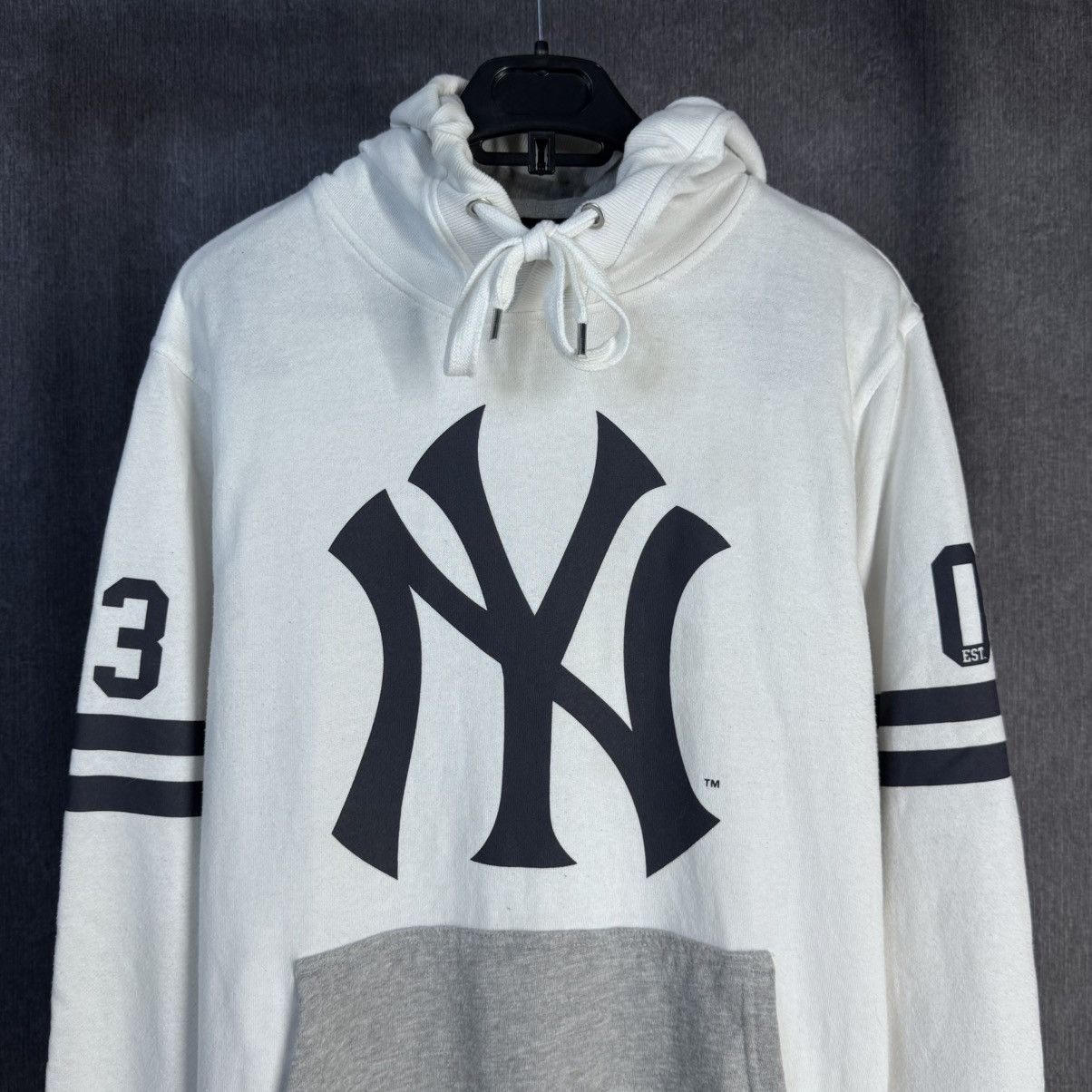 Majestic New York Yankees Majestic Vintage Hoodie Streetwear Y2K Size US M / EU 48-50 / 2 - 2 Thumbnail