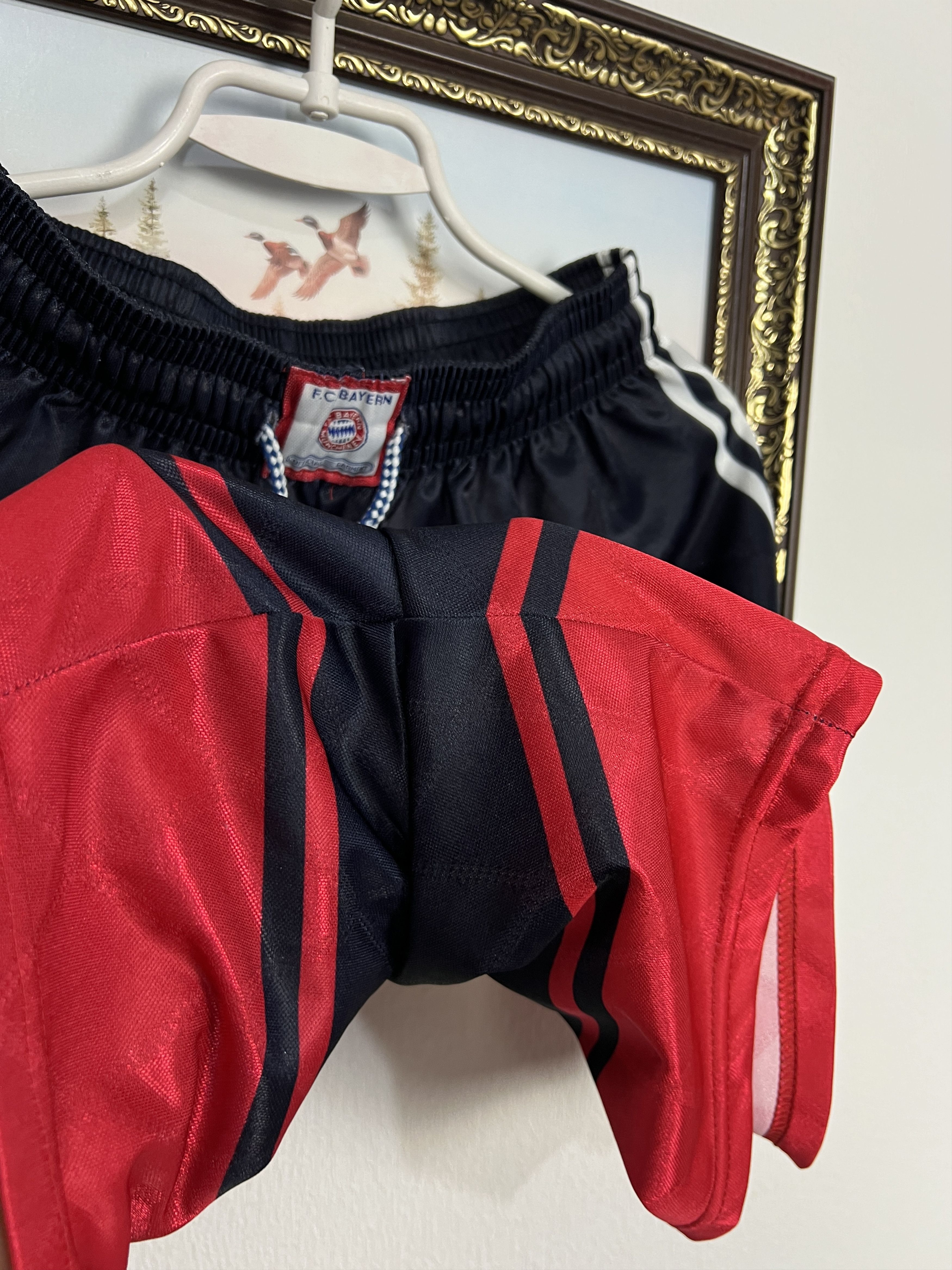 Adidas Vintage 90's Bayern Munich Football Shorts Soccer Athletic Size US 32 / EU 48 - 6 Thumbnail