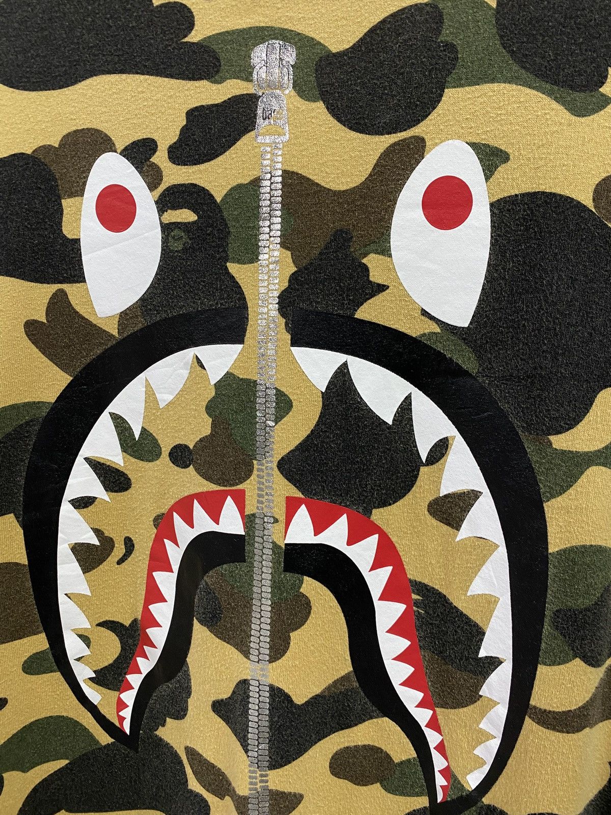 Bape A Bathing Ape Yellow a camo Bape Shark Tee Shirt Medium Size US M / EU 48-50 / 2 - 8 Thumbnail