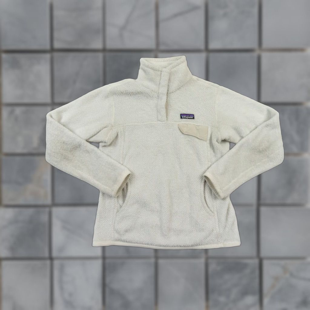 Patagonia Patagonia Women's Re-Tool Snap T Fleece Pullover Sweater White Small Adult Ladies Regular Pullover Casual Size S / US 4 / IT 40 - 1 Thumbnail