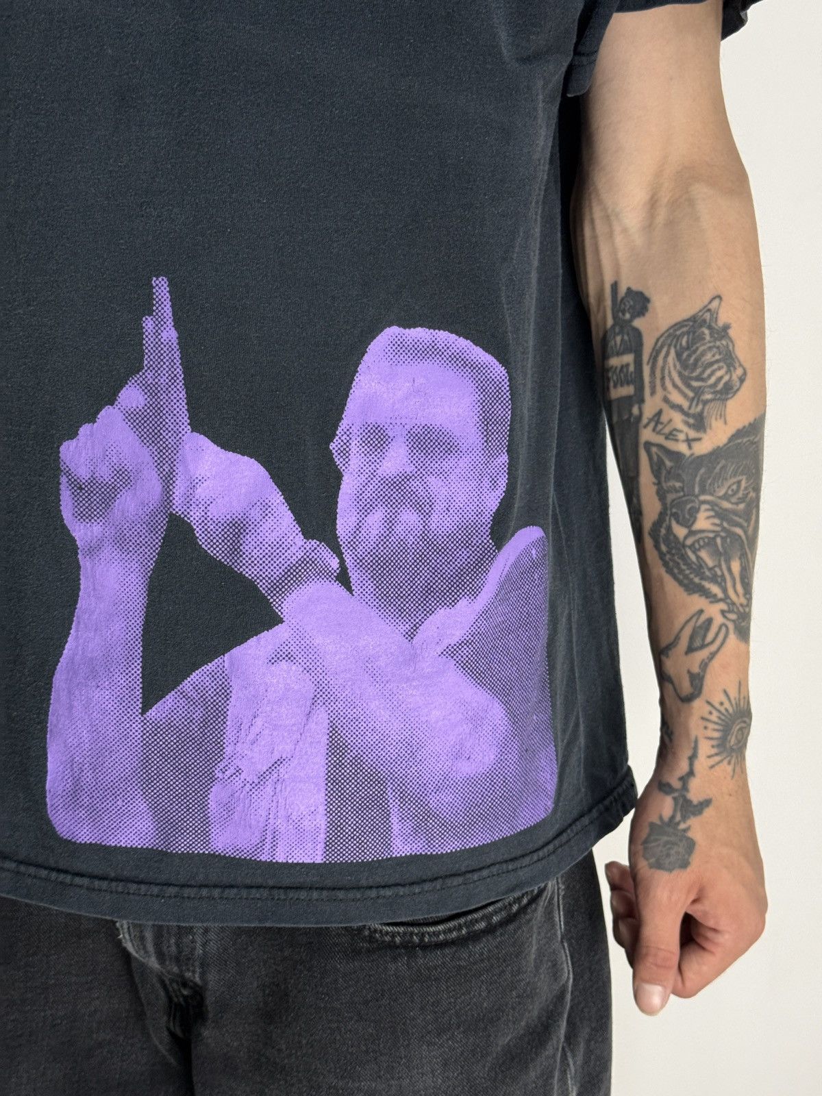 Vintage Vintage 2000s The Big Lebowski Movie T-shirt Size US L / EU 52-54 / 3 - 2 Thumbnail