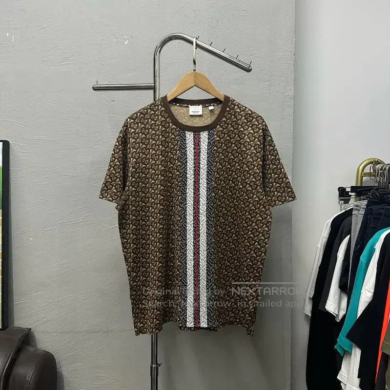 Burberry Burberry Brown Stripe Short Sleeve T. Size US M / EU 48-50 / 2 - 1 Thumbnail