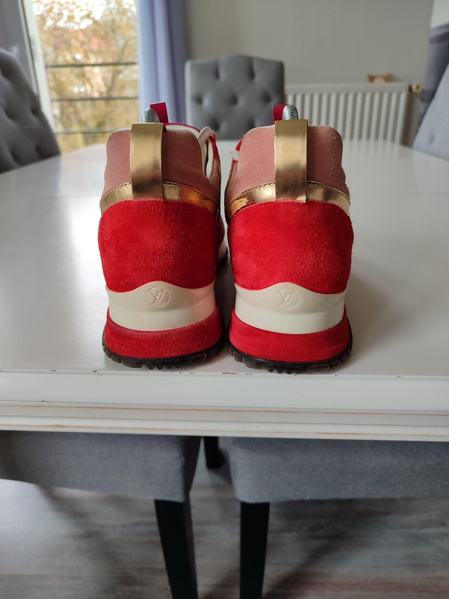 Louis Vuitton BASKETS LOUIS VUITTON RUN AWAY Size US 6 / IT 36 - 2 Thumbnail
