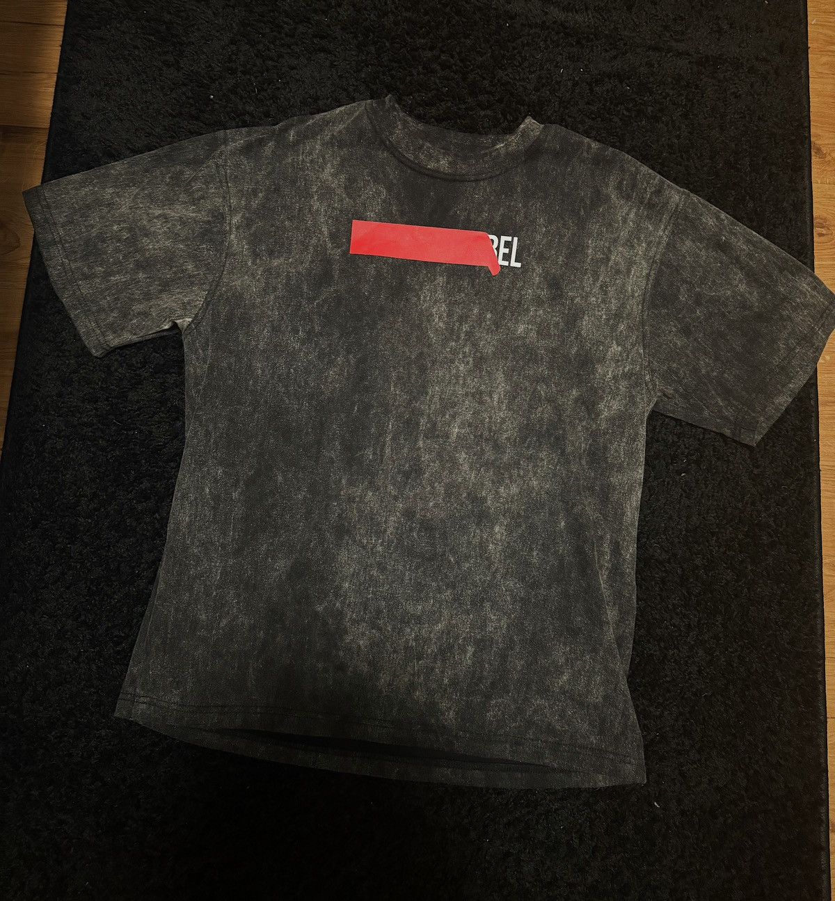 Other No Label Covered Tee Size US L / EU 52-54 / 3 - 1 Thumbnail