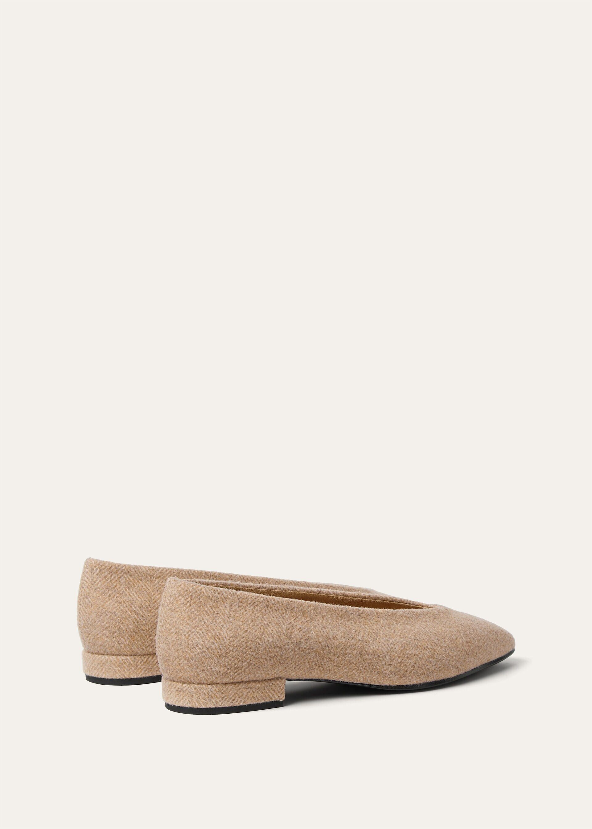 Loro Piana os11x0326 FAR1166 Rebecca Ballet Flats in Light Brown Size US 7 / IT 37 - 4 Thumbnail