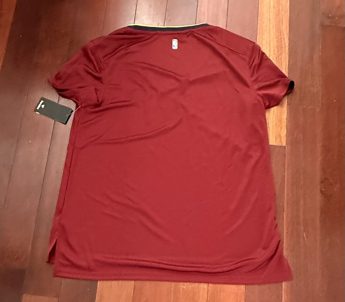 Other Fanatics NBA V-Neck T-Shirt Size US XL / EU 56 / 4 - 4 Thumbnail