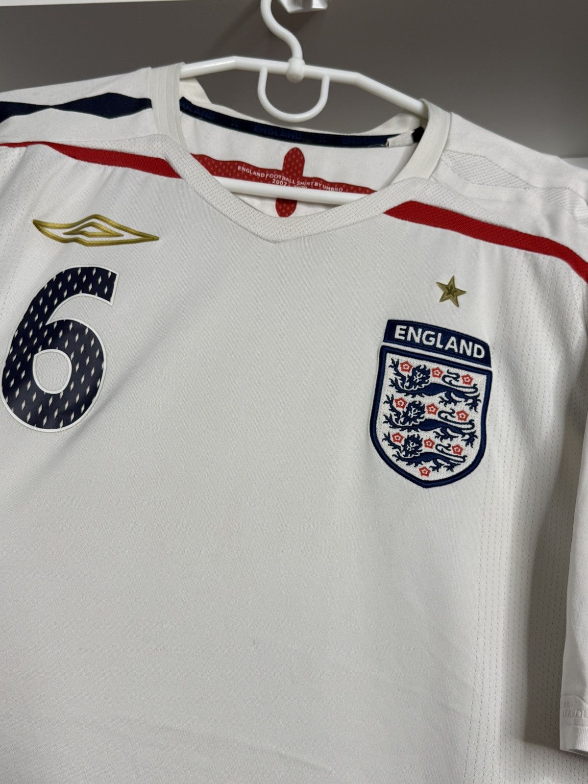 Umbro Vintage 2007-2009 England Umbro #6 Terry jersey size XL Size US XL / EU 56 / 4 - 5 Thumbnail