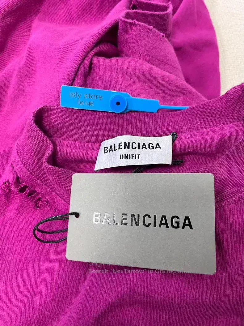 Balenciaga Balenciaga Logo holey sports faded distressed round neck s Size US M / EU 48-50 / 2 - 5 Thumbnail
